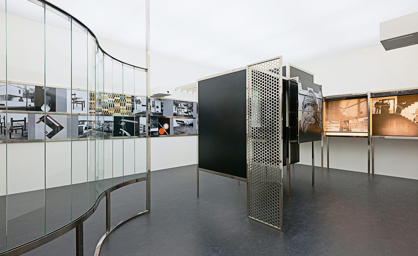 摩圣纳吉的现代之光 · 古根海姆回顾展-11