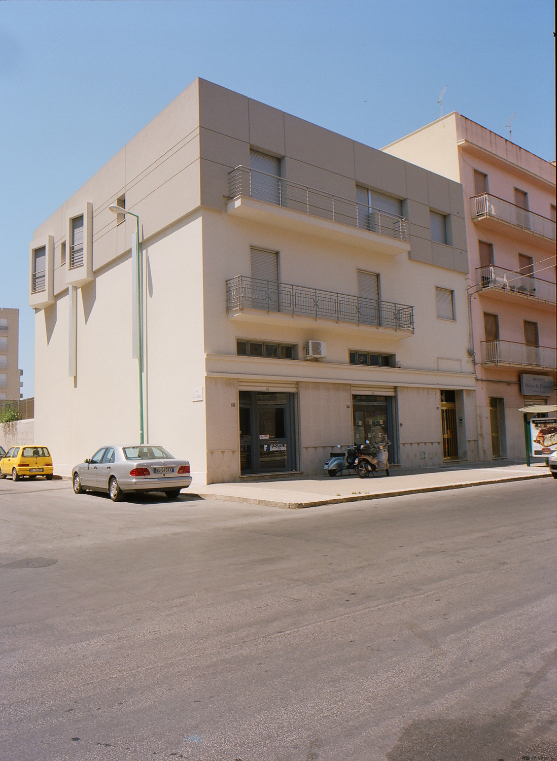 垂直叠加公寓·新旧空间的完美融合-1