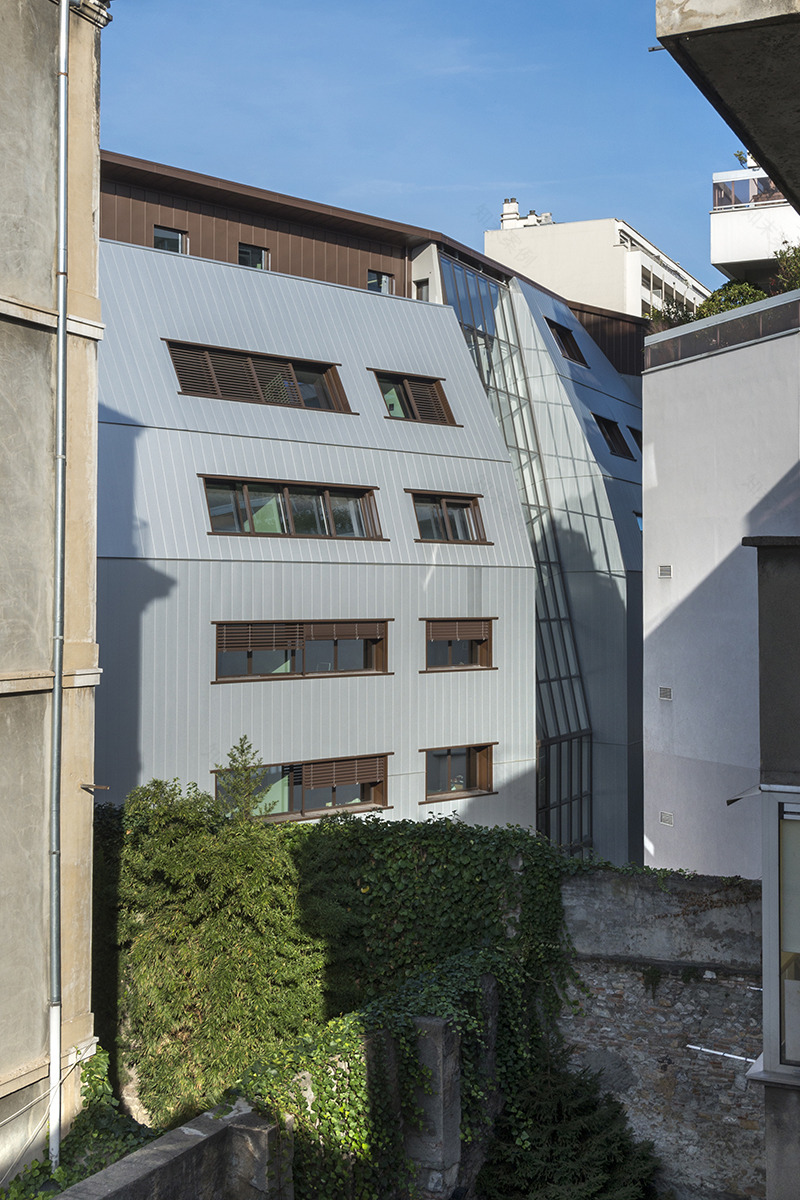 绿色节能的 Palladium 办公楼-5