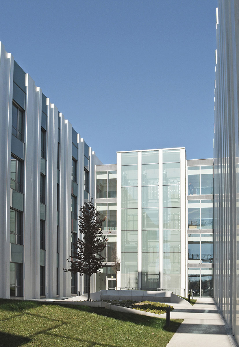 阿尔卡特朗讯米兰总部-12