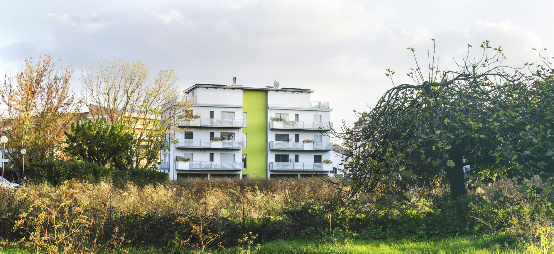 绿色共享空间——意大利 12 户公寓环保设计-20