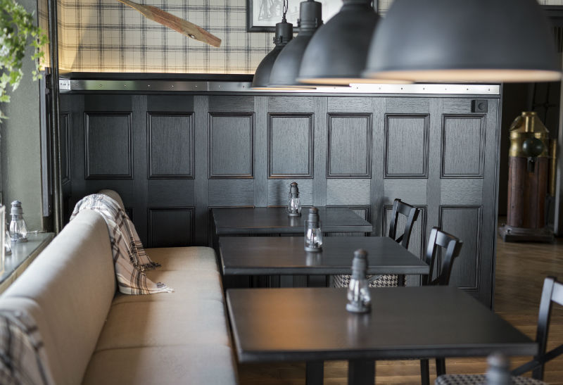 芬兰最大游艇码头餐厅翻新,打造年轻时尚的海鲜牛排馆-21