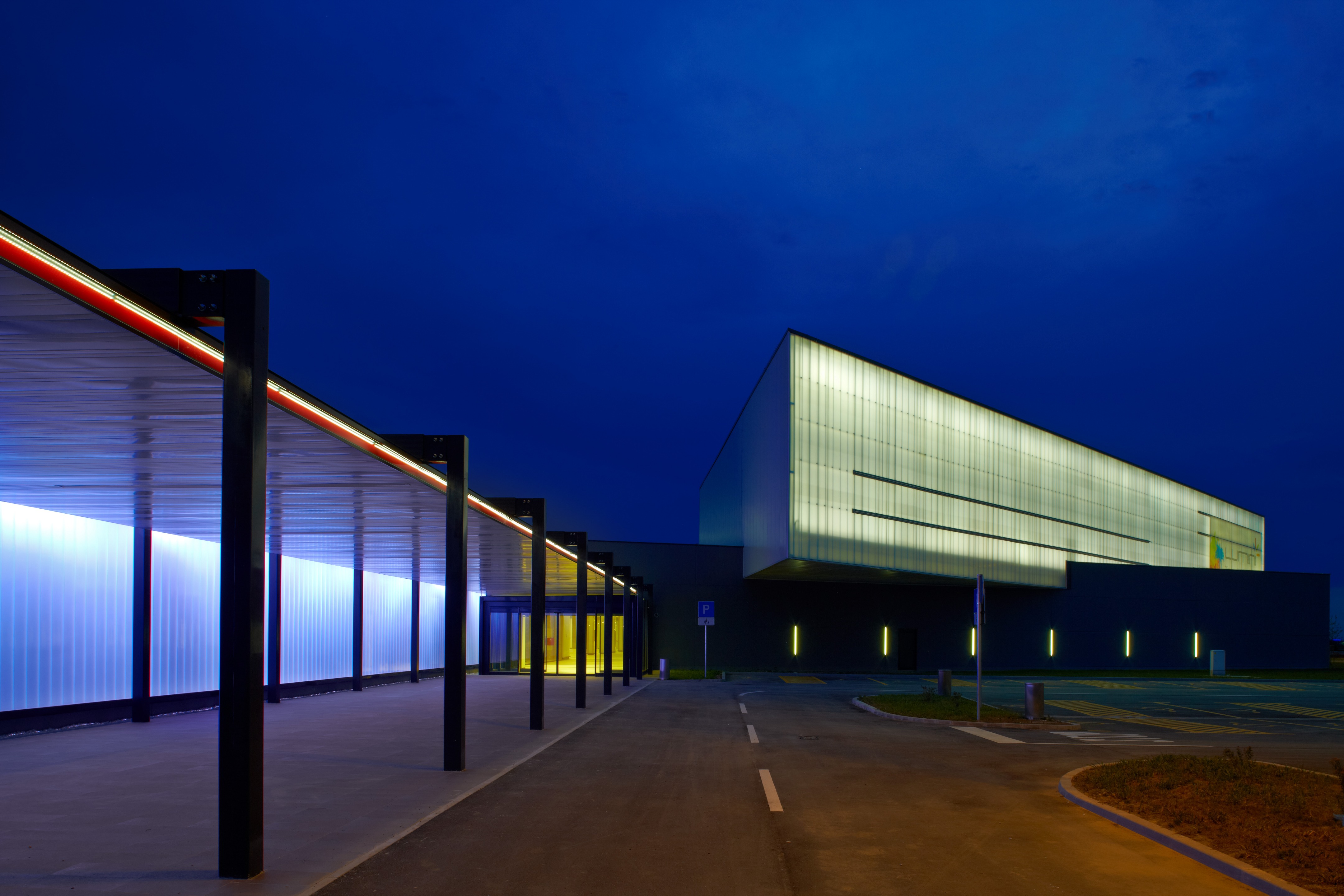 Lumini 购物中心照明设计-1