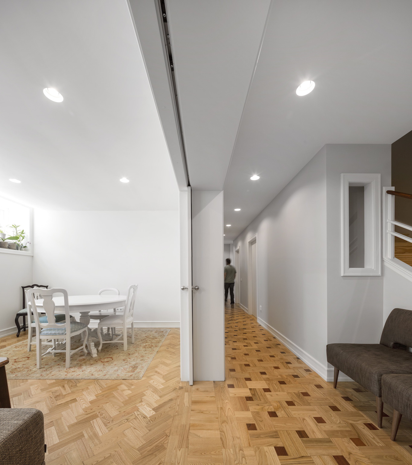 色彩点亮生活，翻新打造现代宜居空间-38