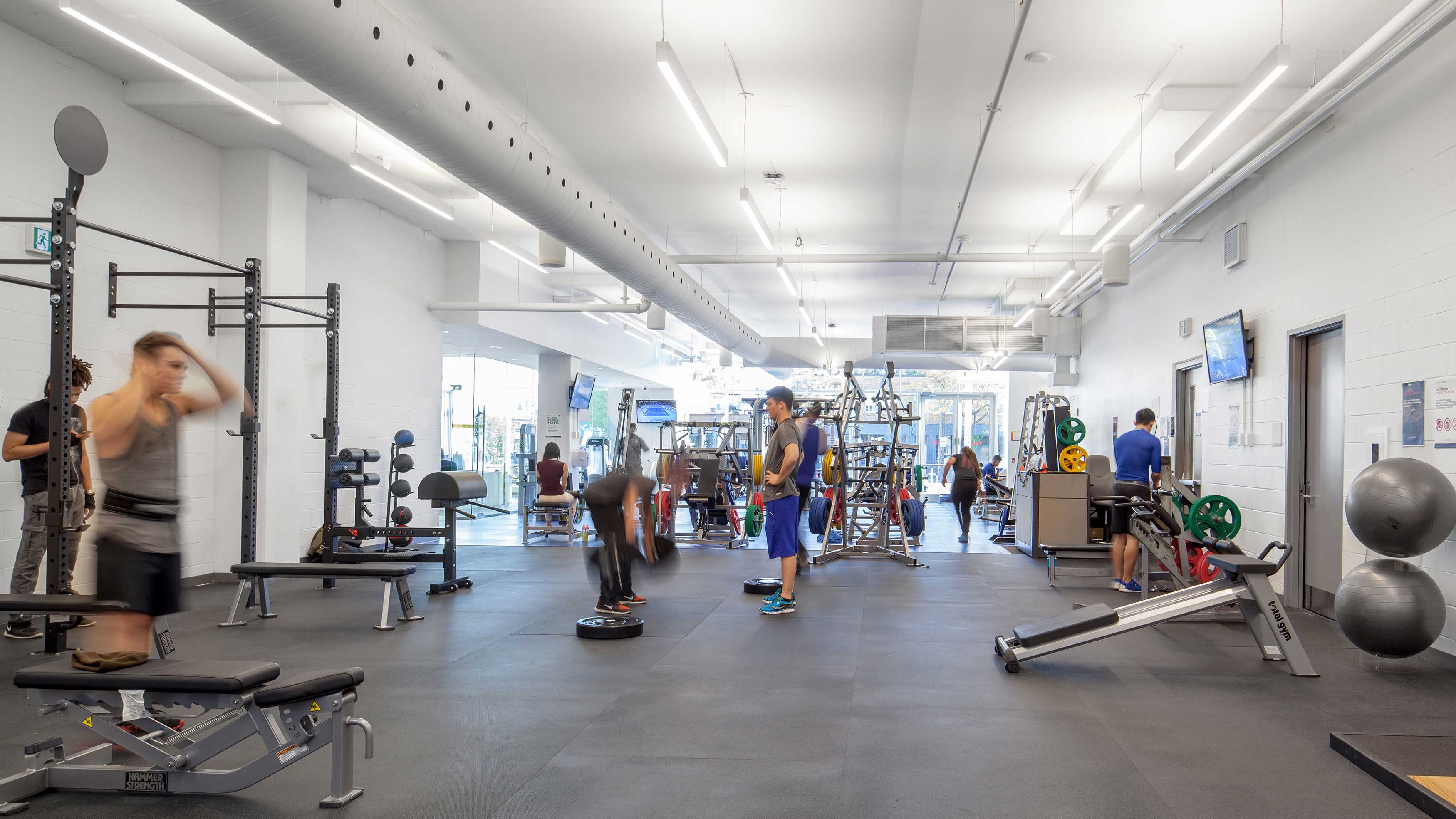 亨伯学院体育中心-8