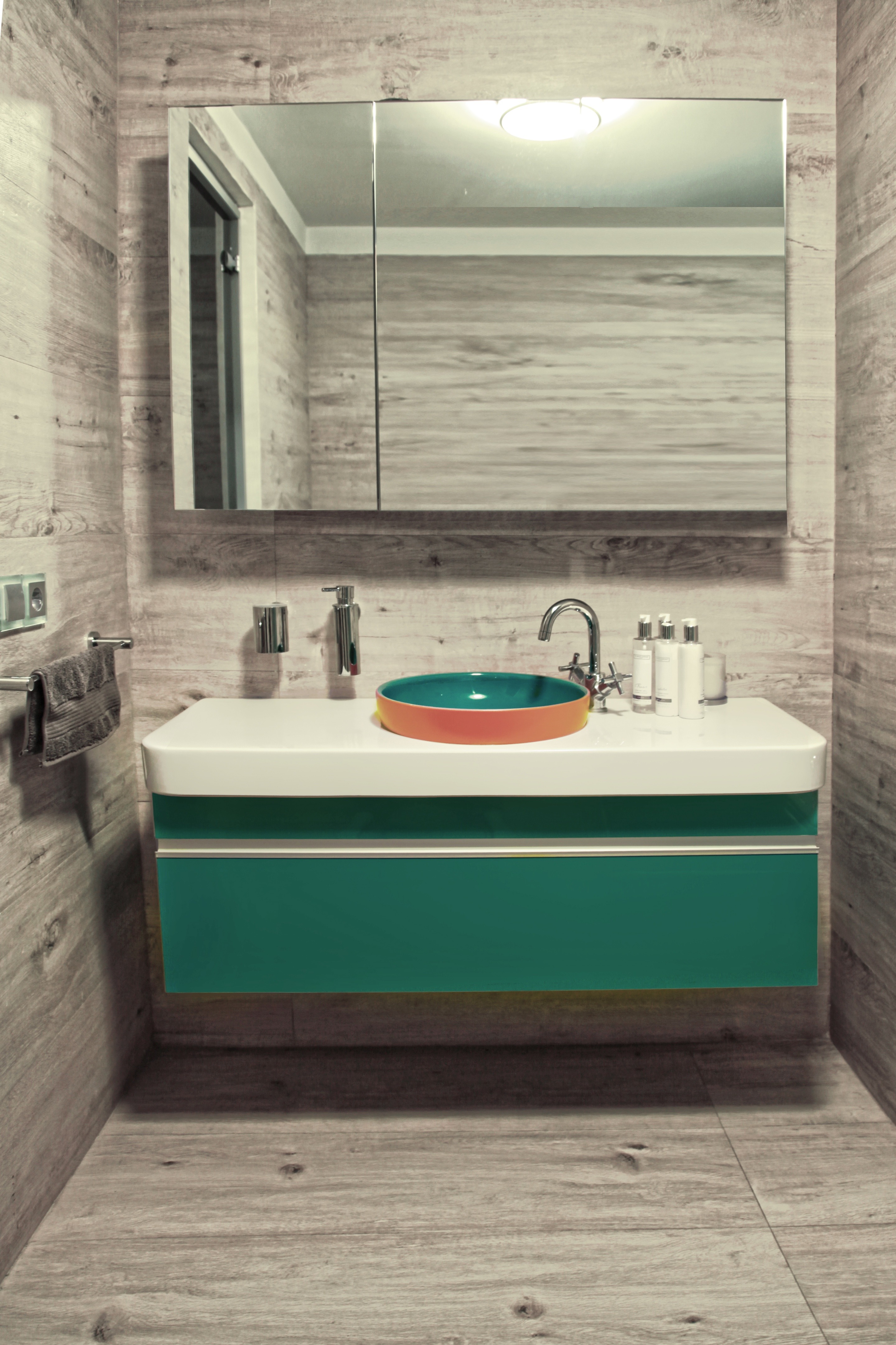 2012 年完成的 Tiffani 公寓室内设计案例-9