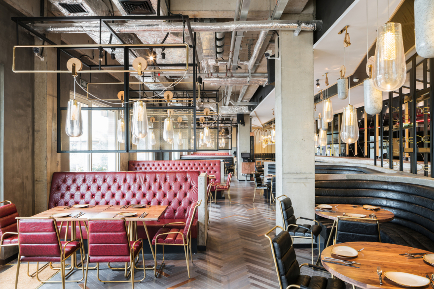 上海迪士尼小镇湖畔餐厅-35