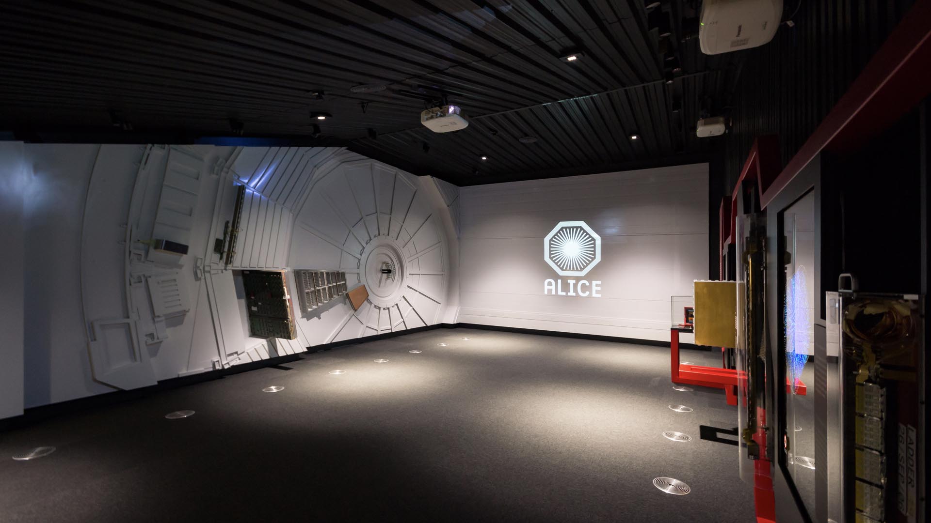 穿越宇宙之旅 · CERN ALICE 信息点展览设计-22