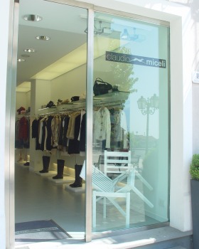 2012 年完成的 Miceli 女士商店