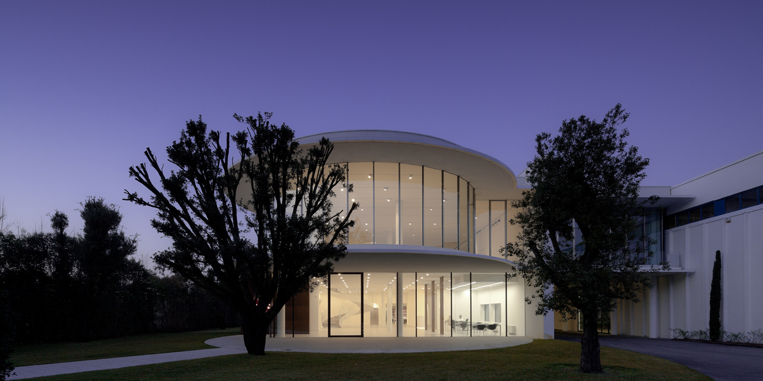 意式风格的 Secco Sistemi 总部办公空间设计-42