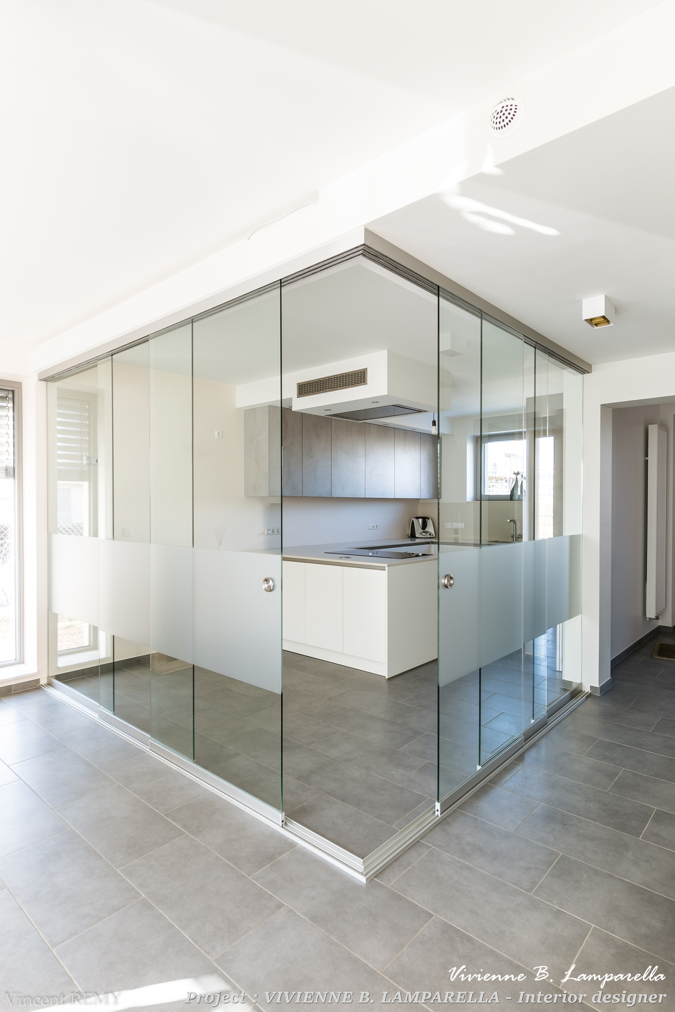 绿意环绕的 Luxembourg 现代家居设计-5