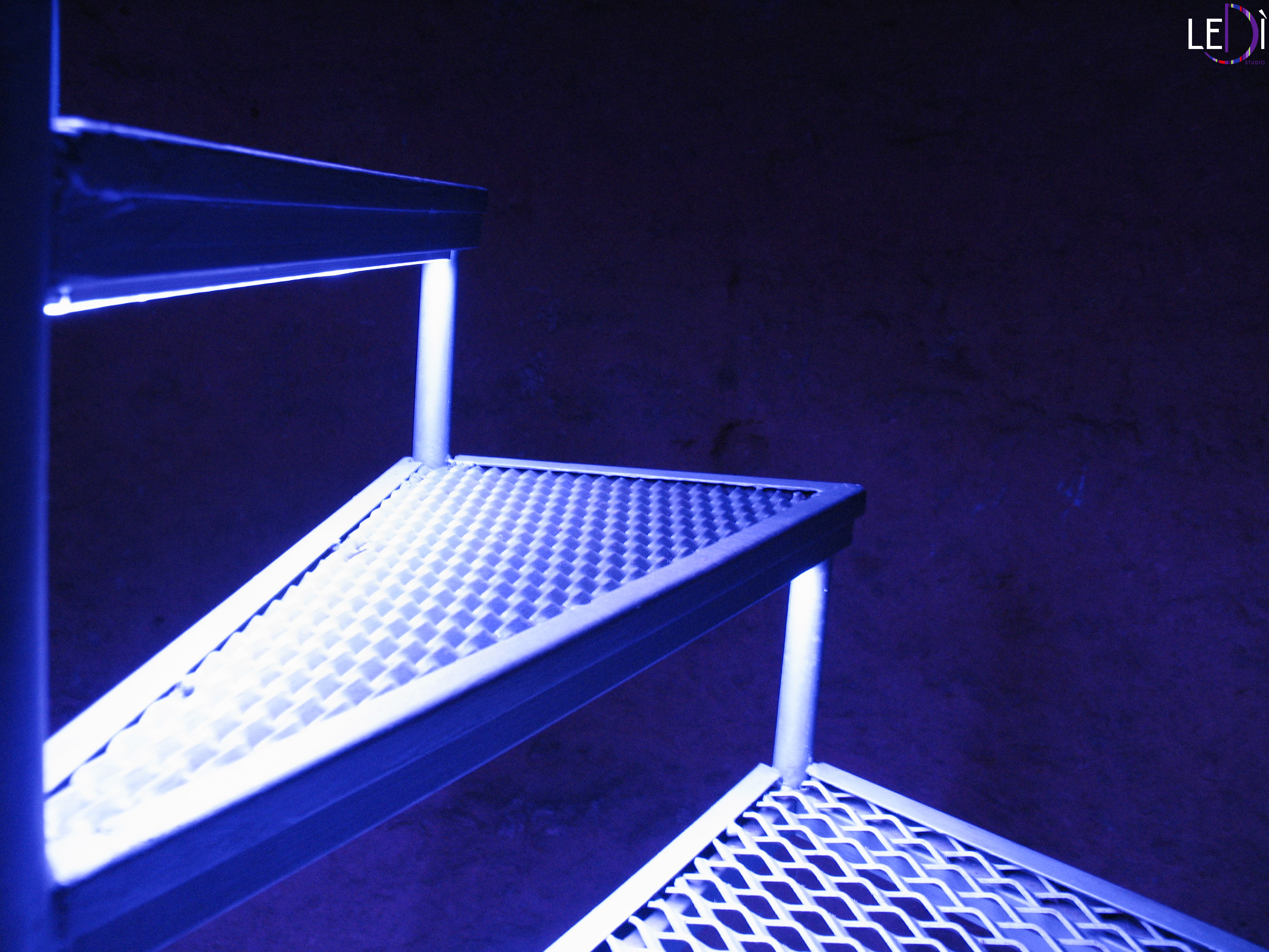 地下室秘境 · 玻璃盒中的彩色世界-21