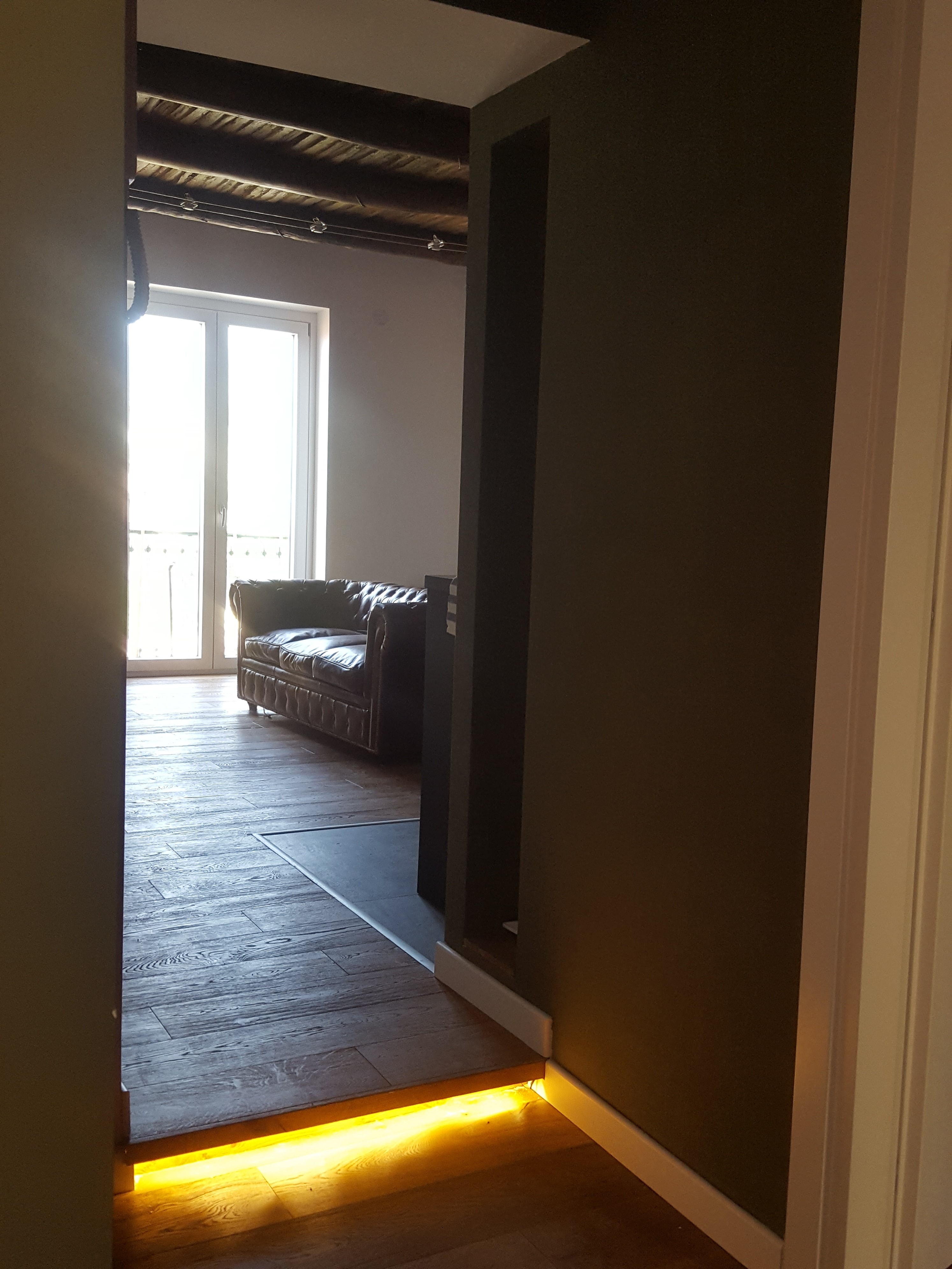 历史遗迹中的现代度假公寓——意大利 Salerno“Suite la Minerva”-7