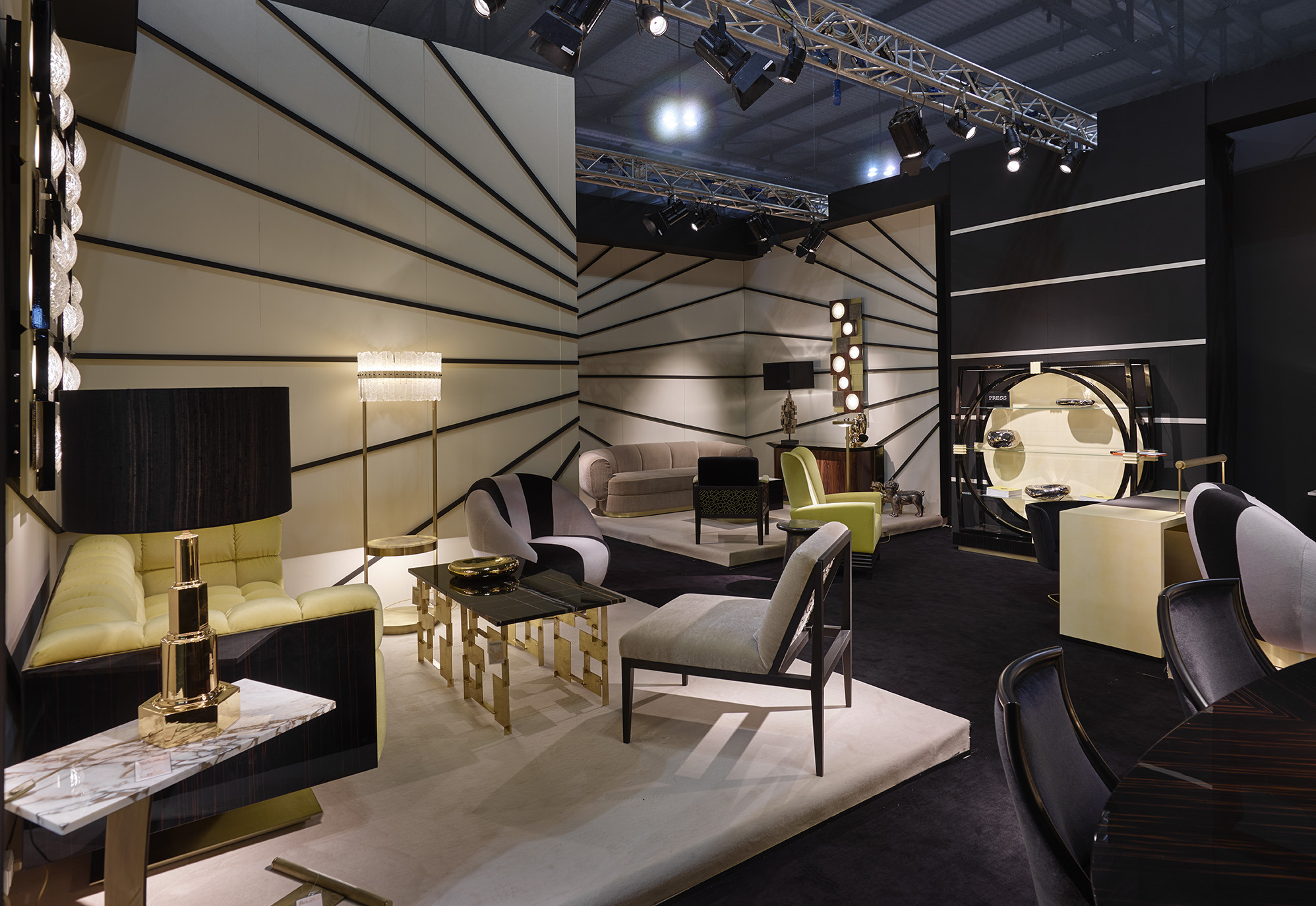 2015 年米兰家具展临时展位设计-18