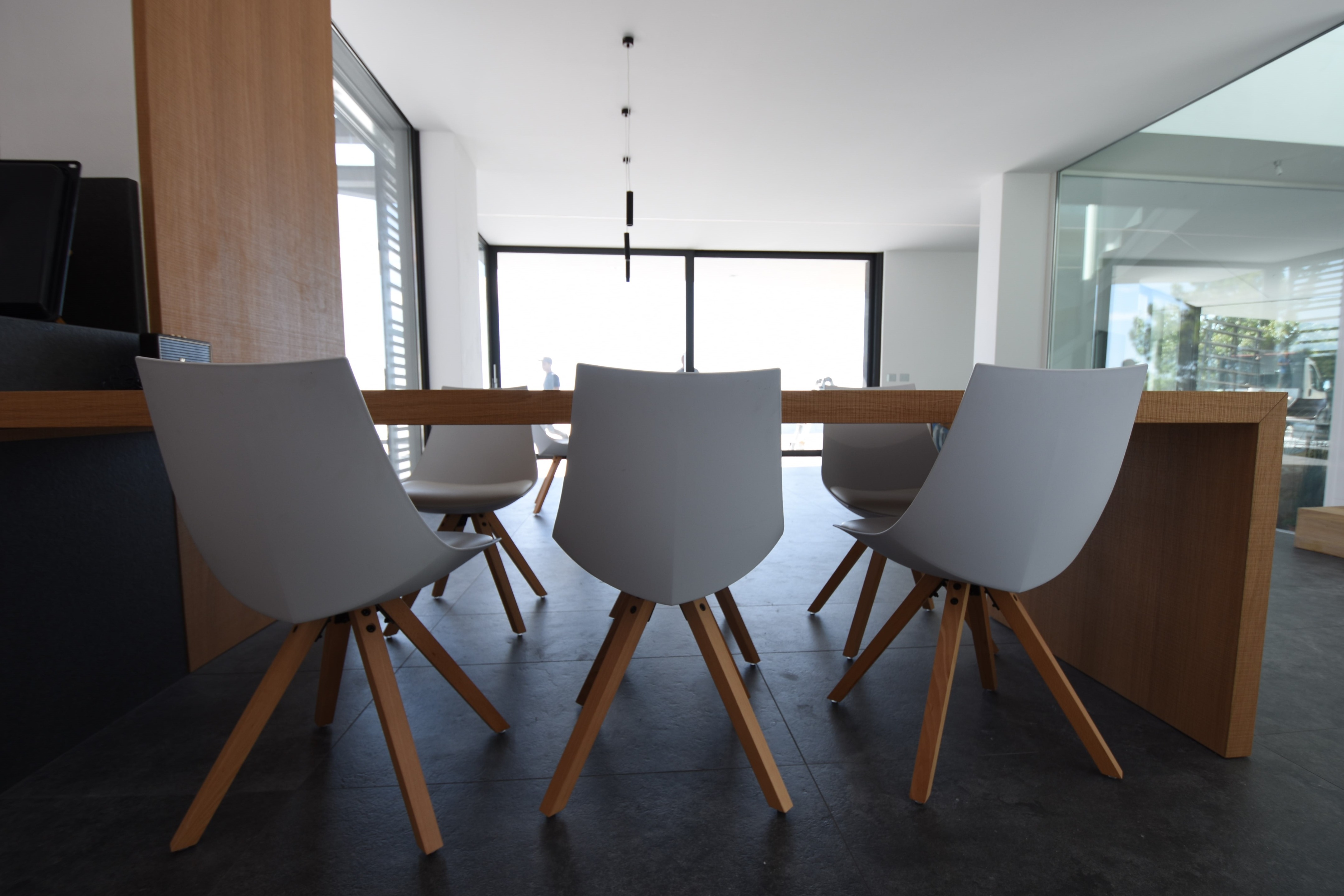 2016 年完成的黑色独栋住宅设计-6