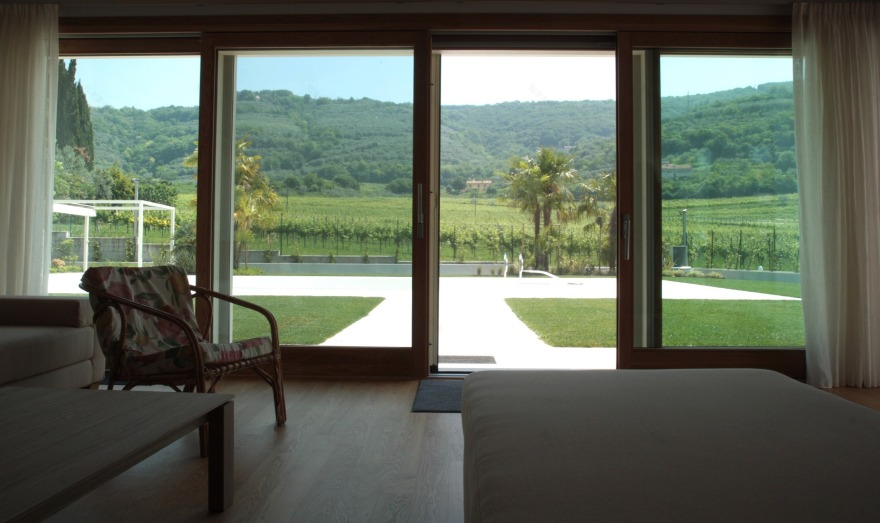 意式乡村别墅的现代焕新 | 舒适与环保的完美结合-21