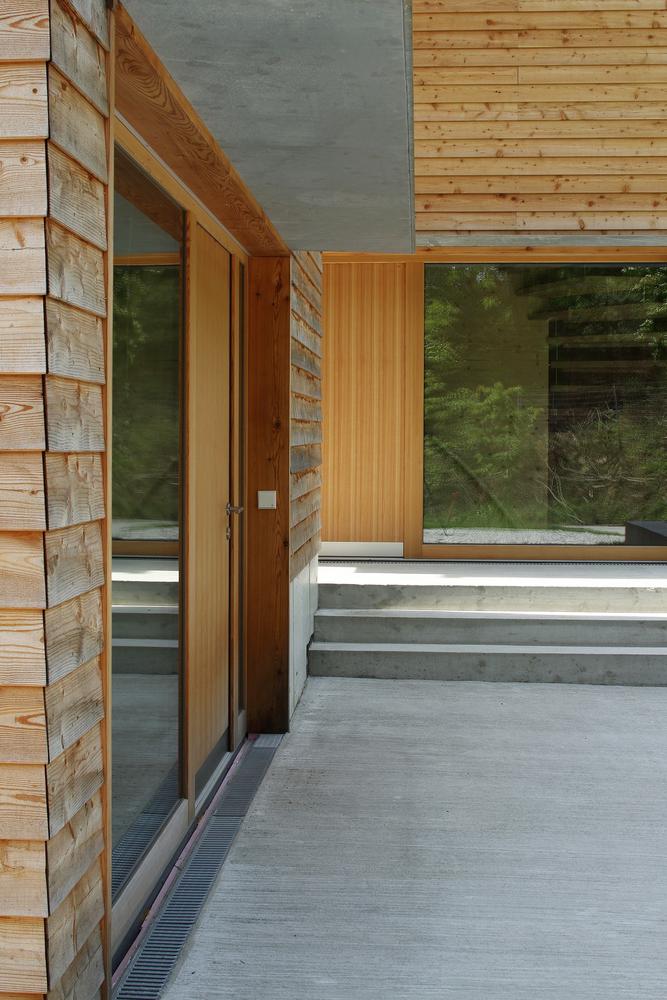 奥地利湖畔双塔木屋，诠释公共空间与隐私平衡-50