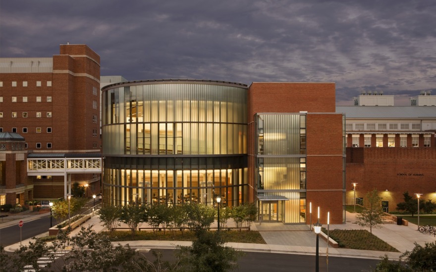 UVA 克劳德摩尔医学教育大楼 | 现代设计与传统融合-0