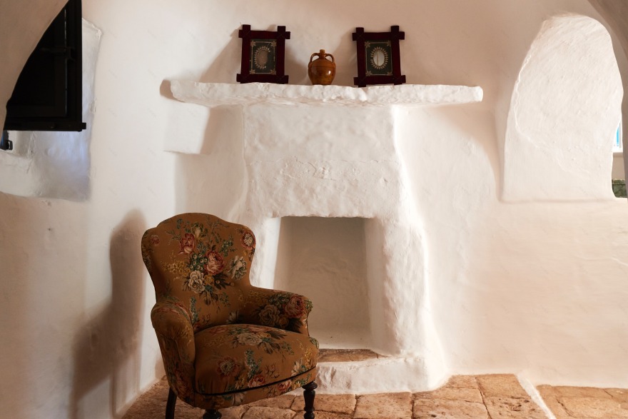 意大利乡村特色干石墙住宅的室内设计-11