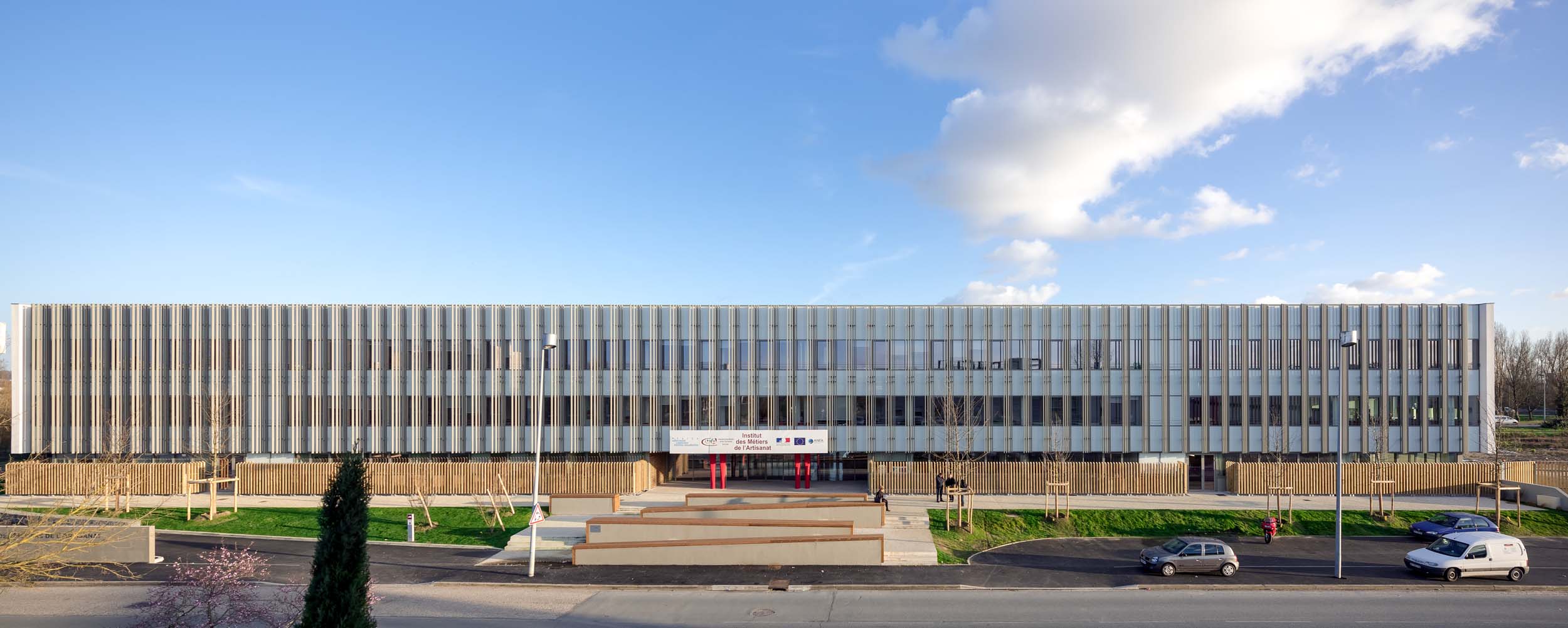 波尔多的注册金融分析师-1