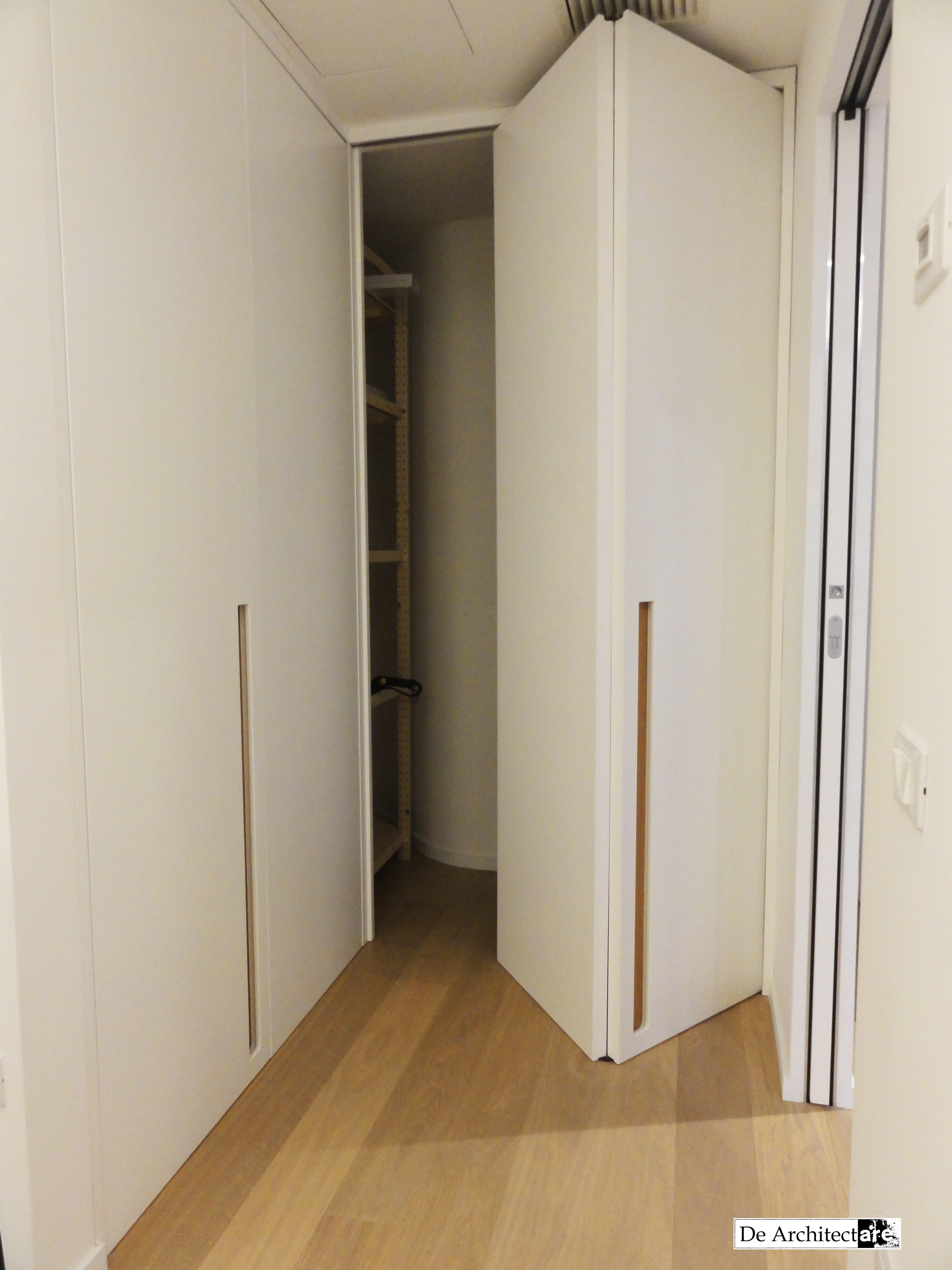 简约温馨的六层海景公寓设计-19