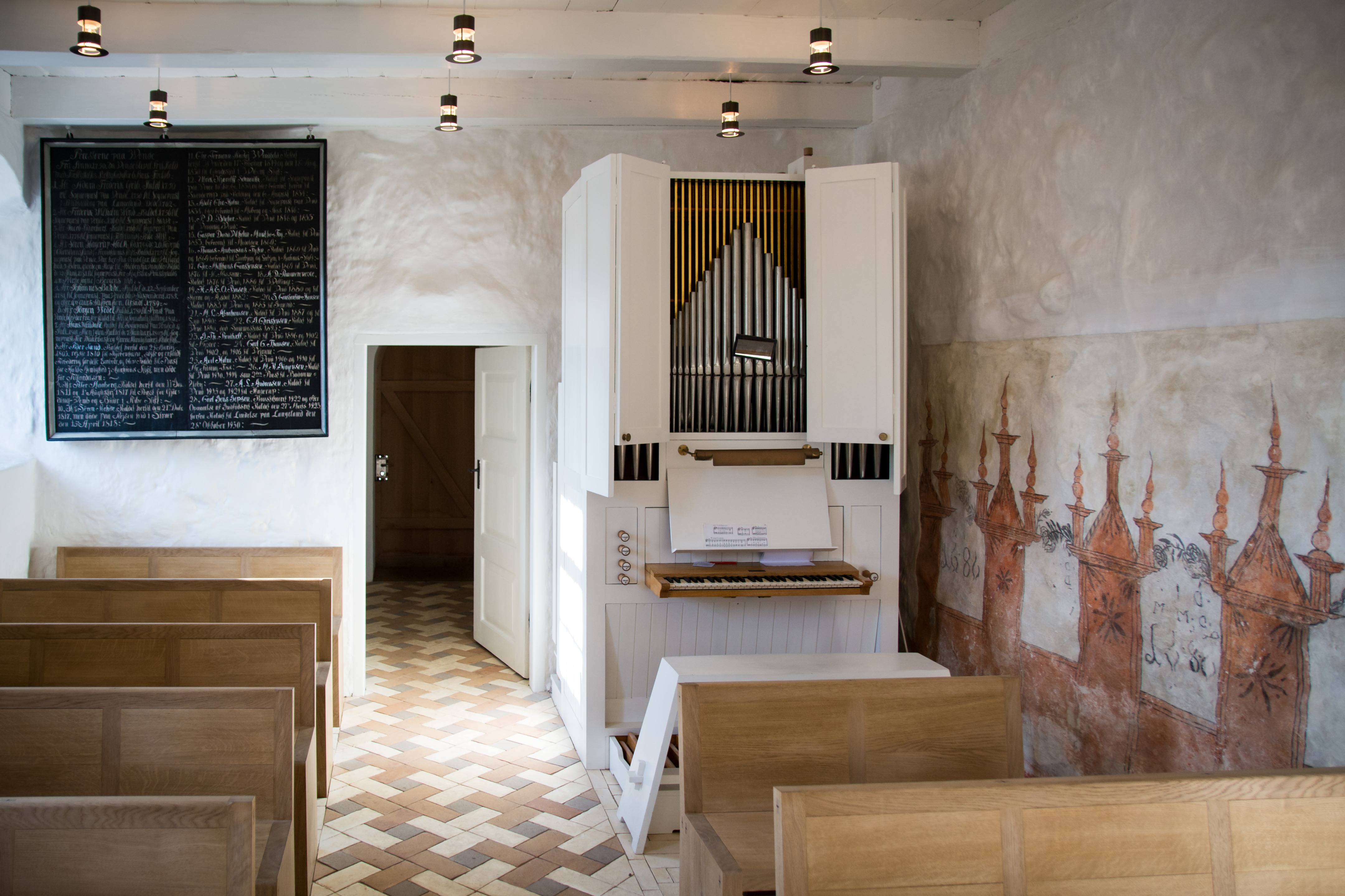 丹麦最小教堂的现代复兴-7