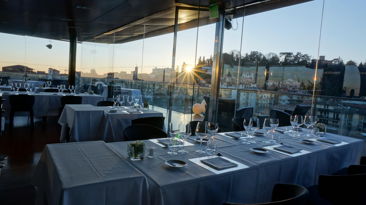 意式风情屋顶花园餐厅-10