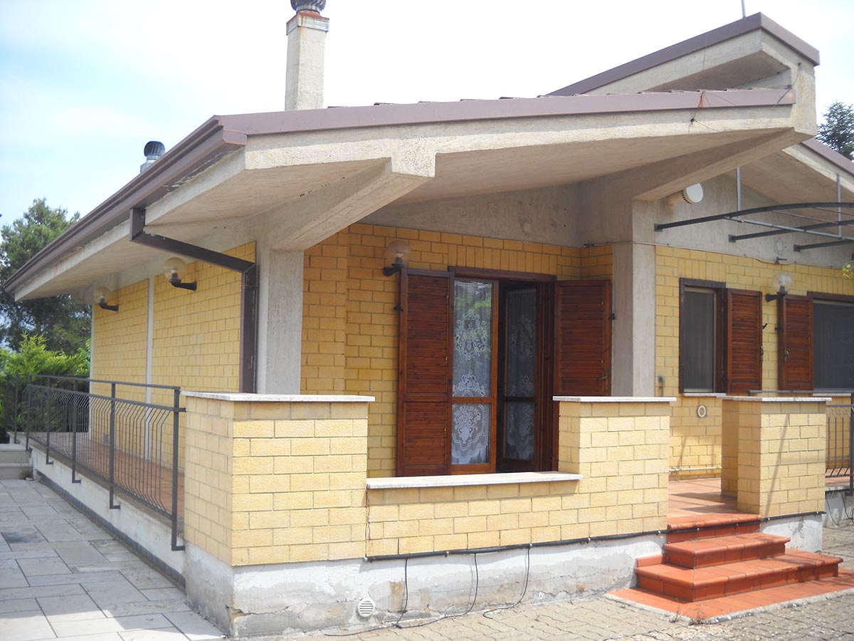 2013 年完成的意大利石灰与大麻节能住宅-23