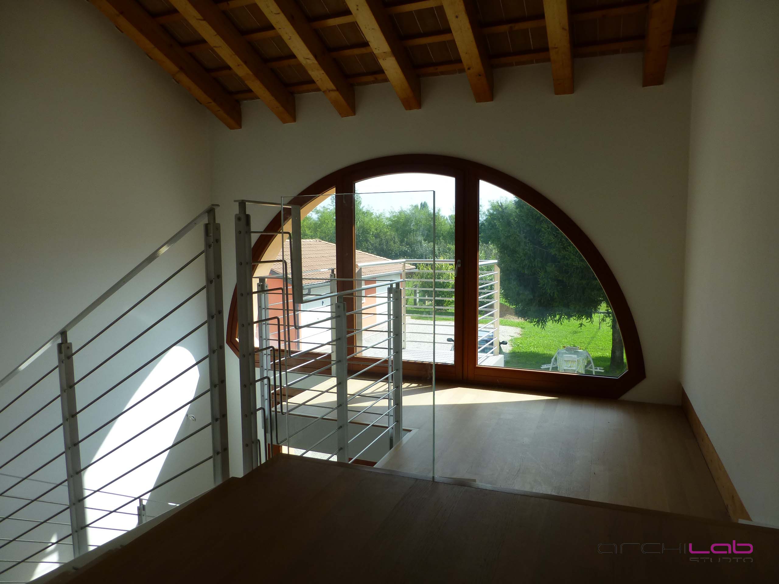 复古家园 | 量身定制与建筑翻新的完美结合-12