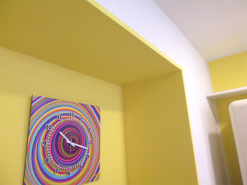 废弃仓库变身的 45 平米极简风格公寓-0