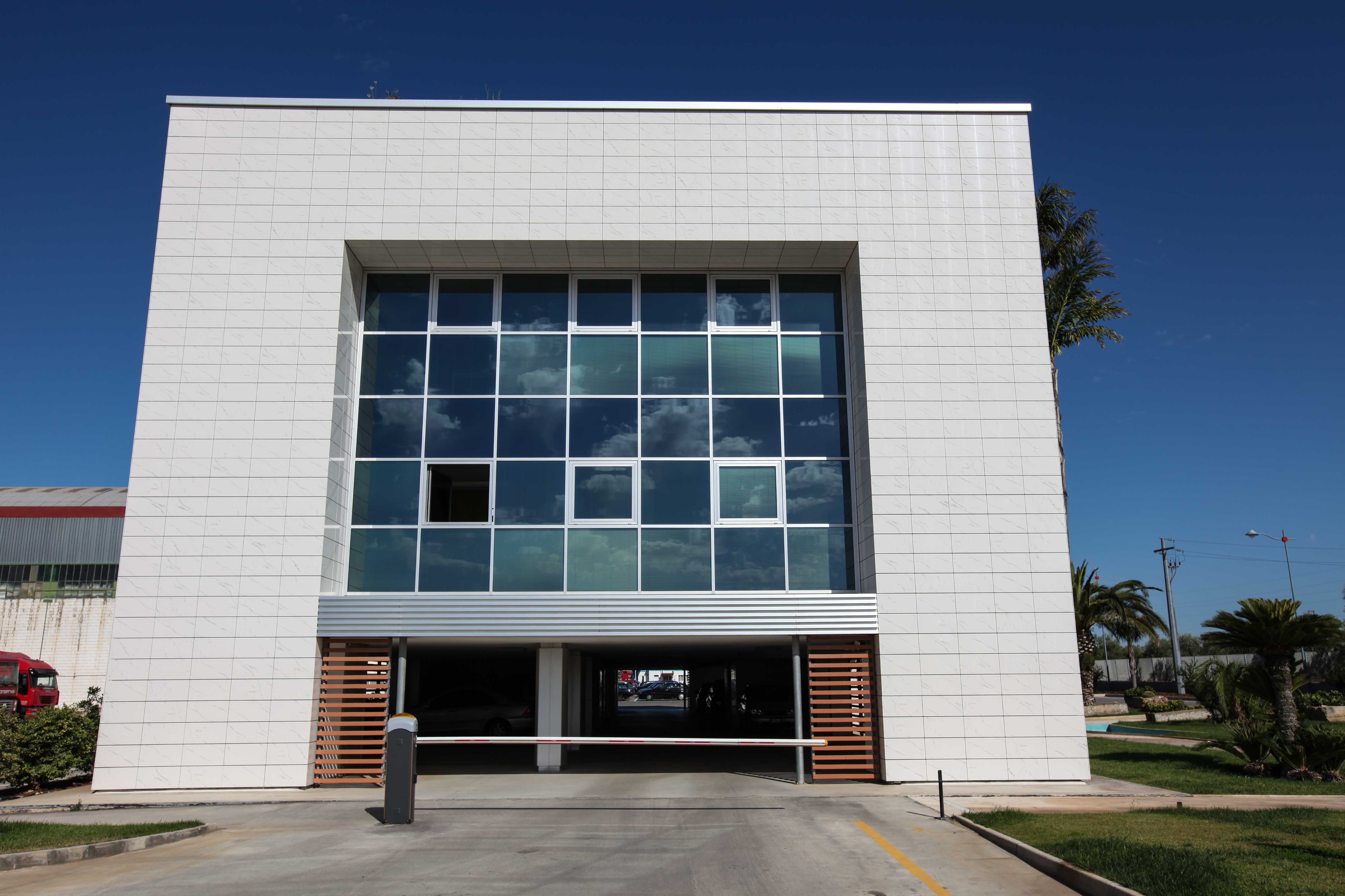 2007 年建成的 Conserva 集团新总部-2