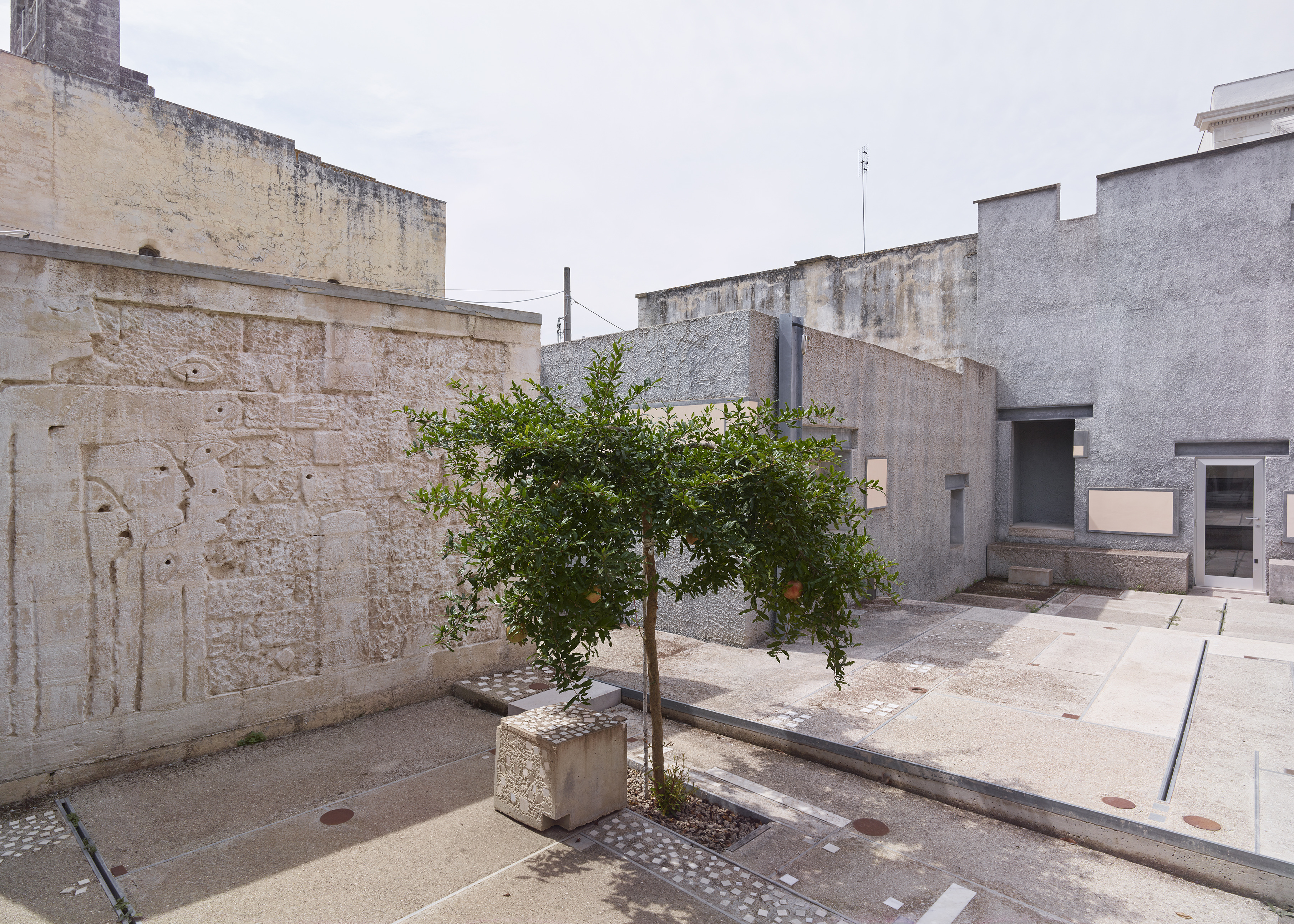 经典与现代并融，Kiasmo 总部室内设计-19