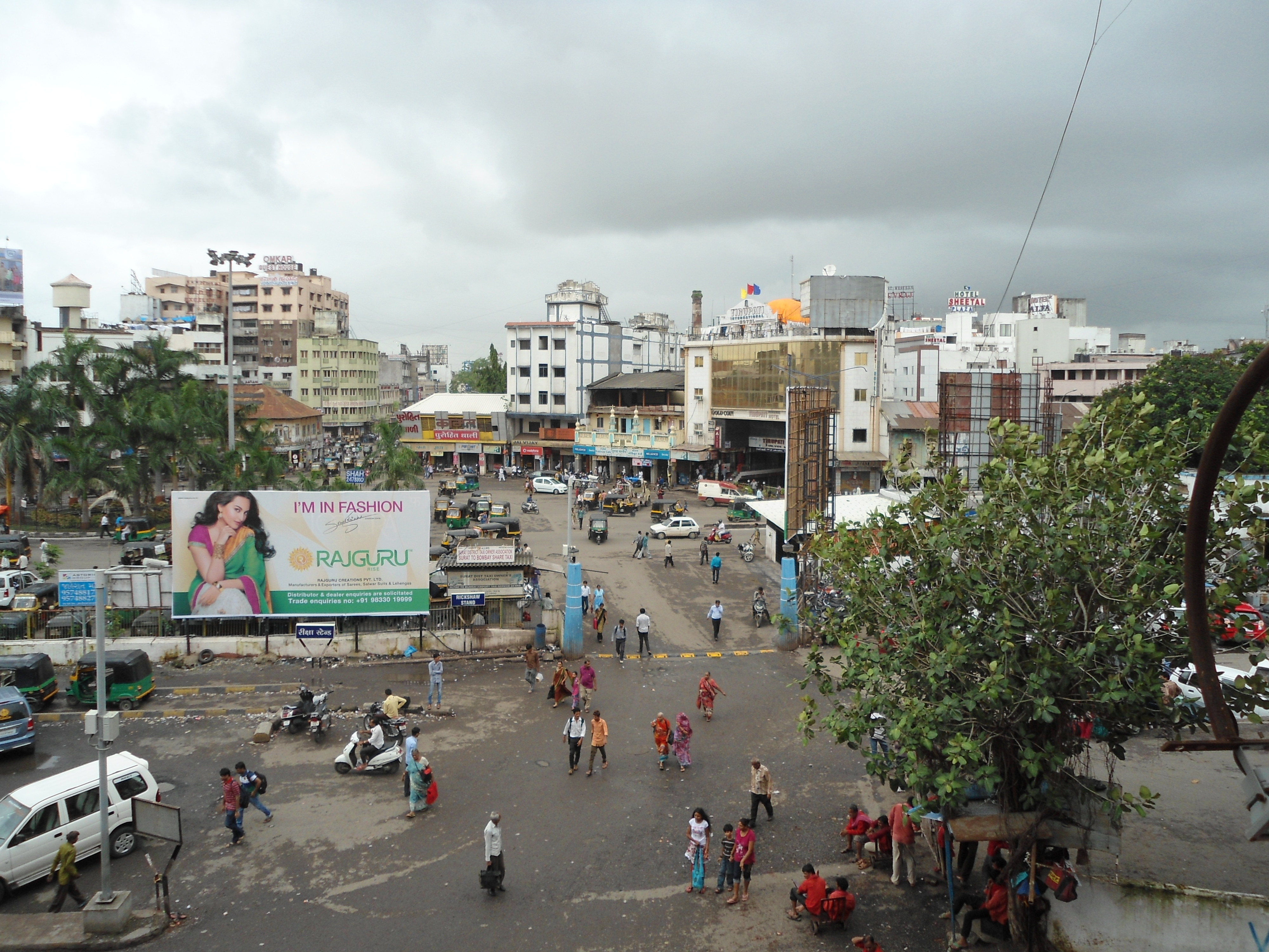 苏拉特市火车站区域的重新设计与再开发-53