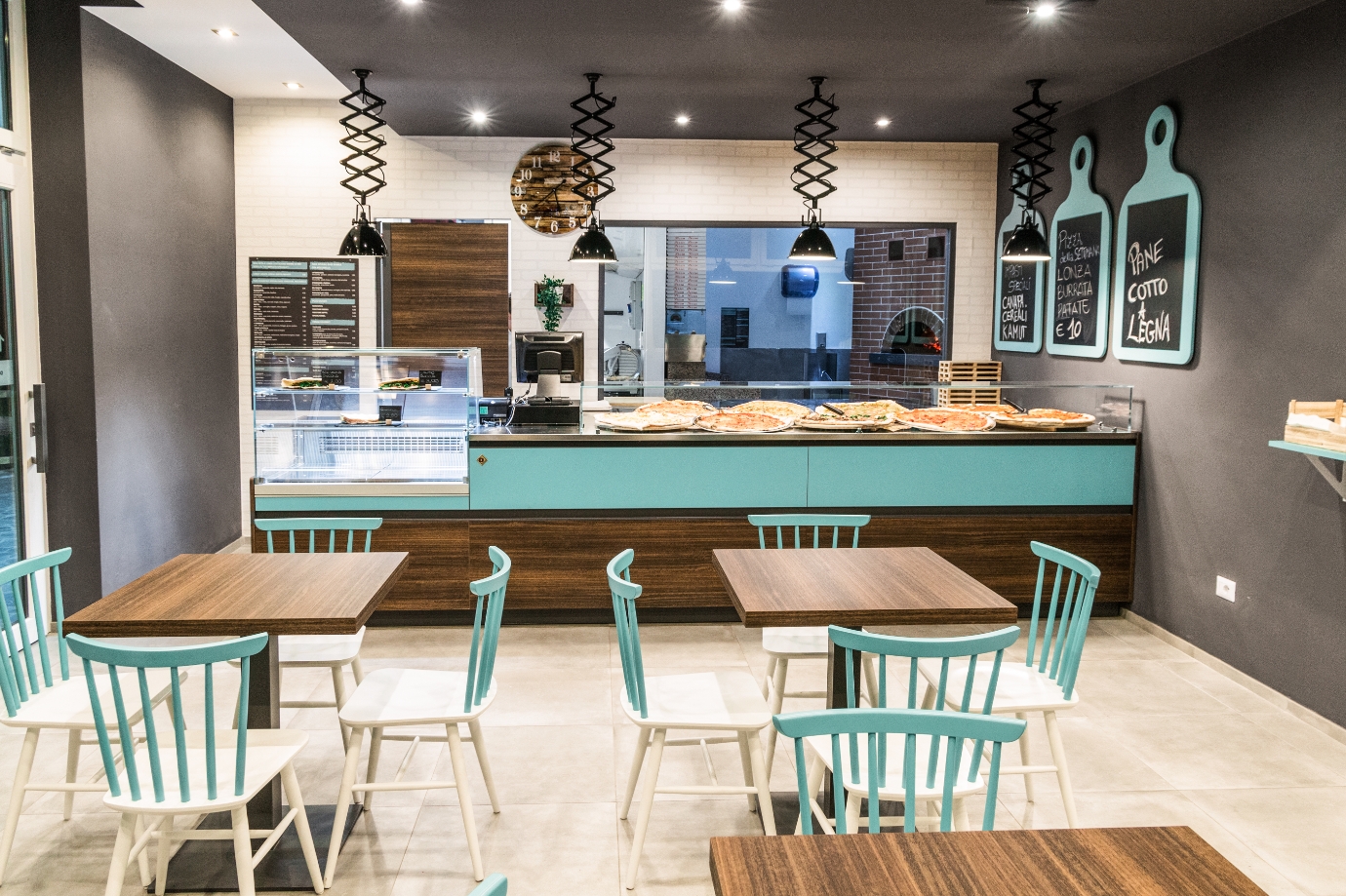 2018 年完成的意大利餐厅设计-1