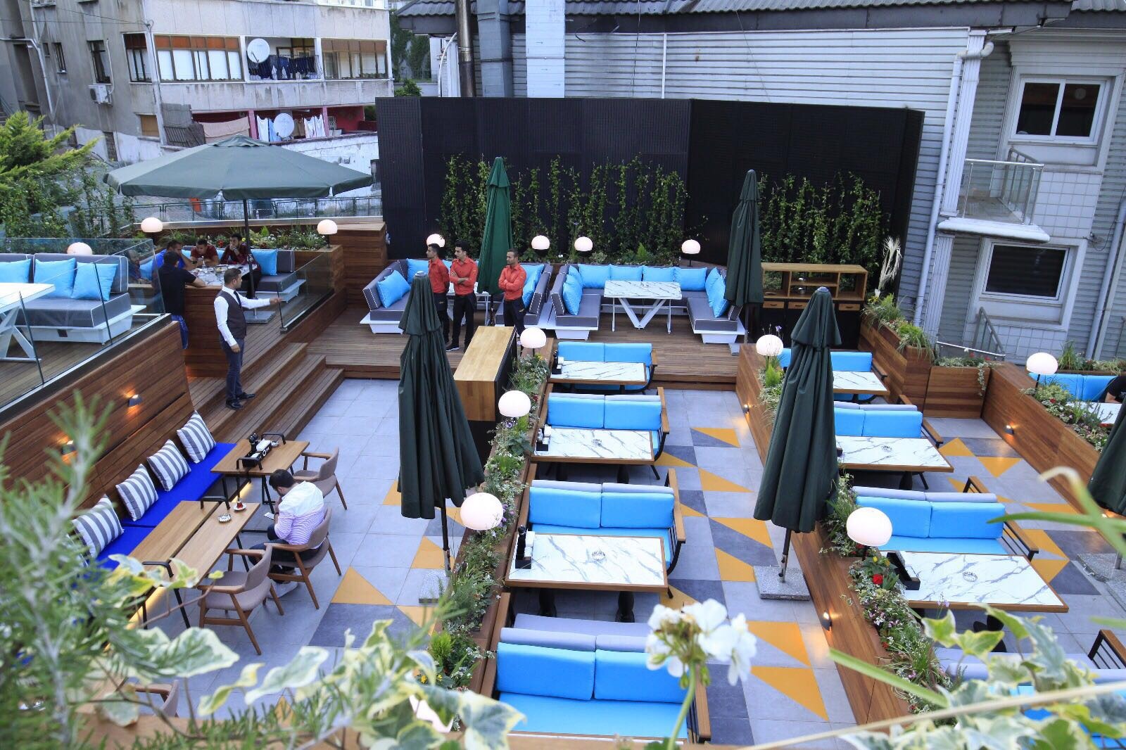 2017 年完成的 ZOOM 咖啡餐厅室内设计案例-15