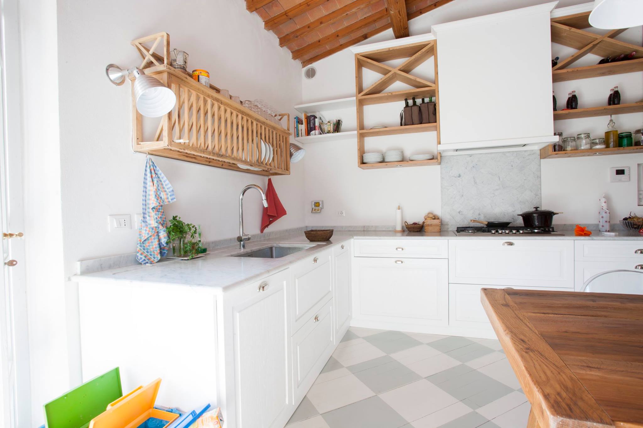 佛罗伦萨山丘上的北欧风情小屋-13