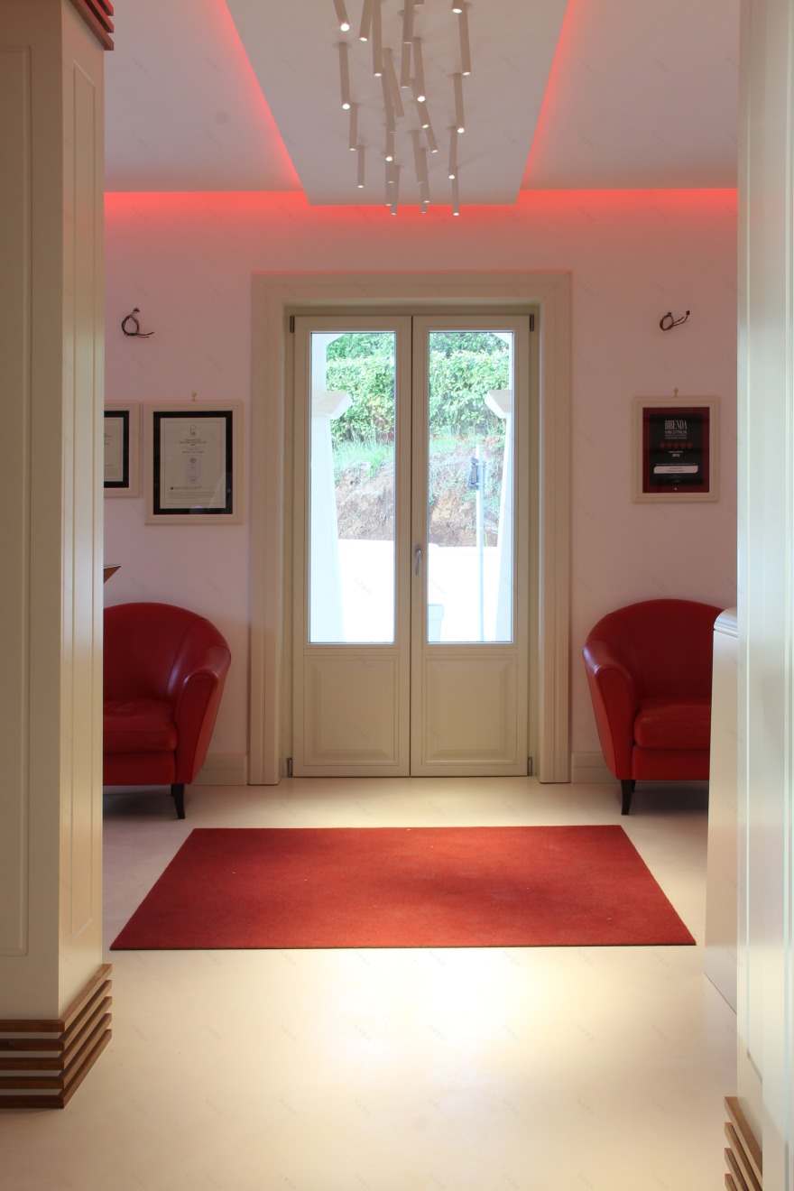 罗马郊外葡萄酒庄园的优雅室内设计-7