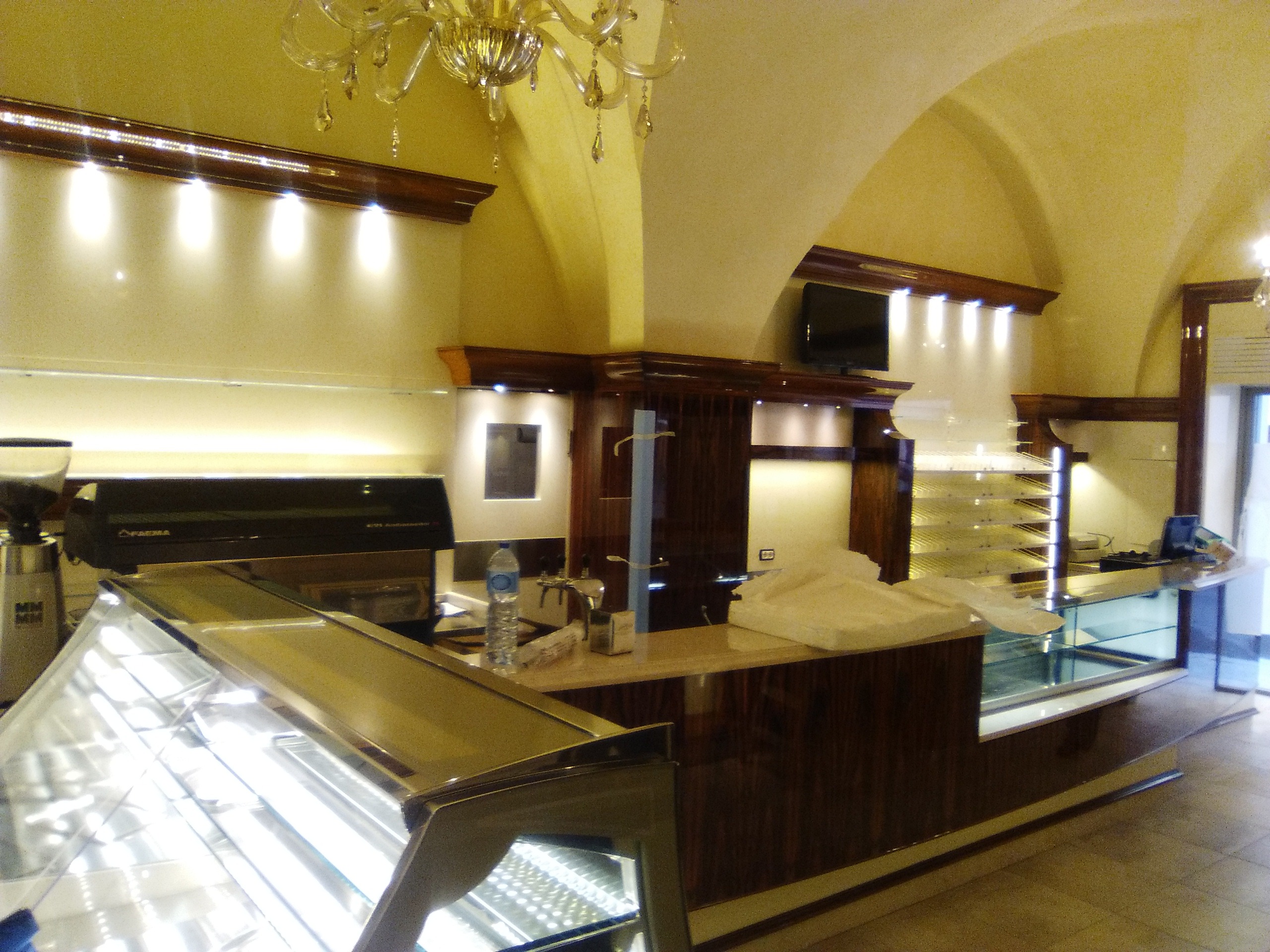 2016 年完成的意大利风格咖啡馆设计-14