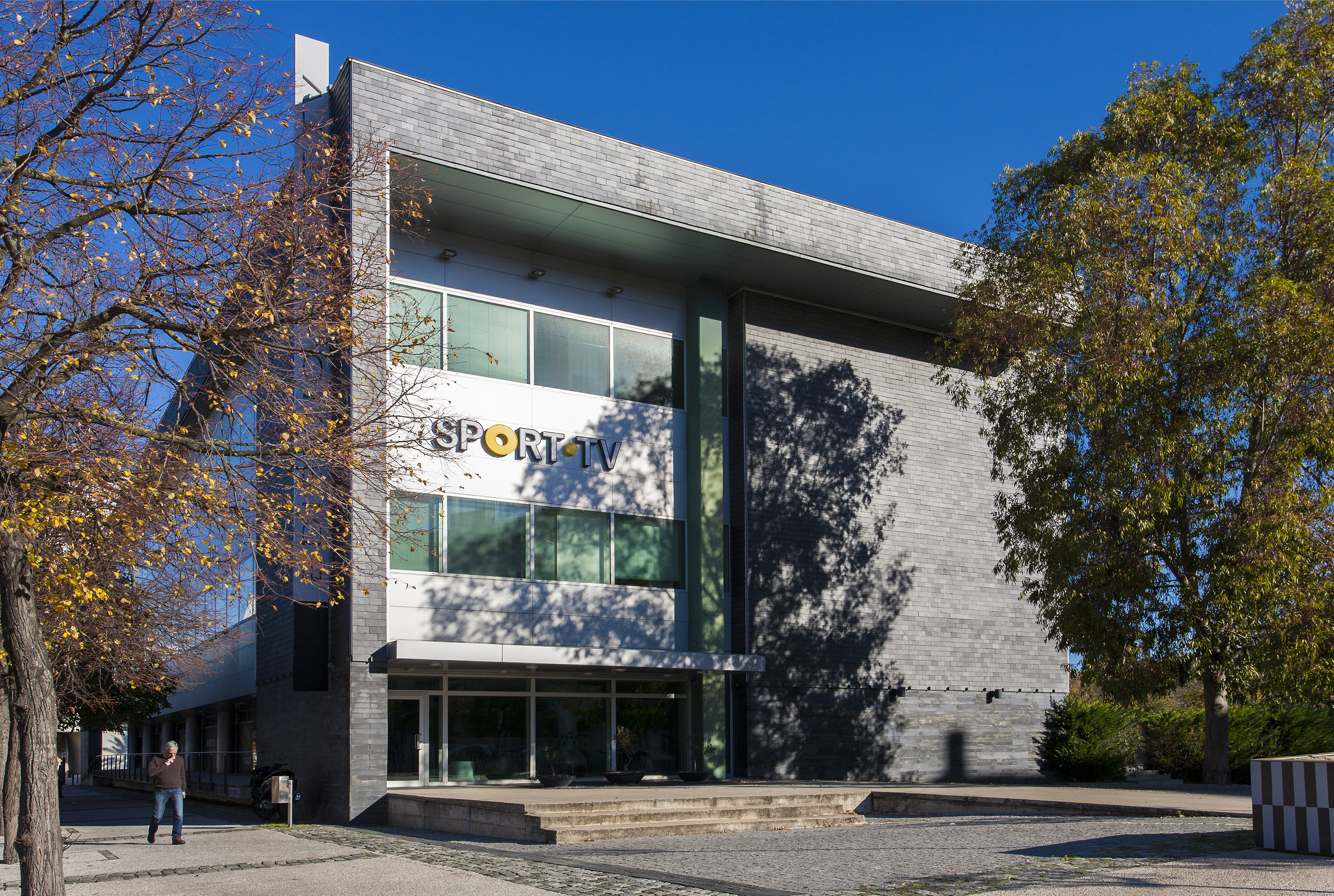 创新科技风，Sport TV 葡萄牙总部室内设计-1