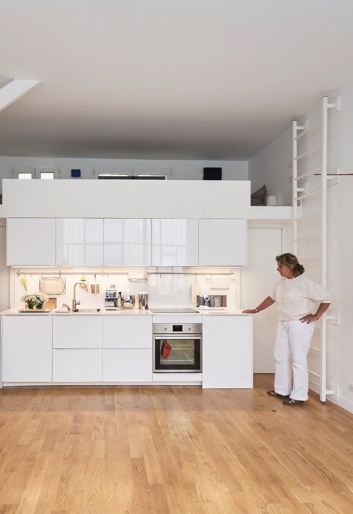 巴黎 30㎡小宅,拱形储物柜打造宽敞空间-13