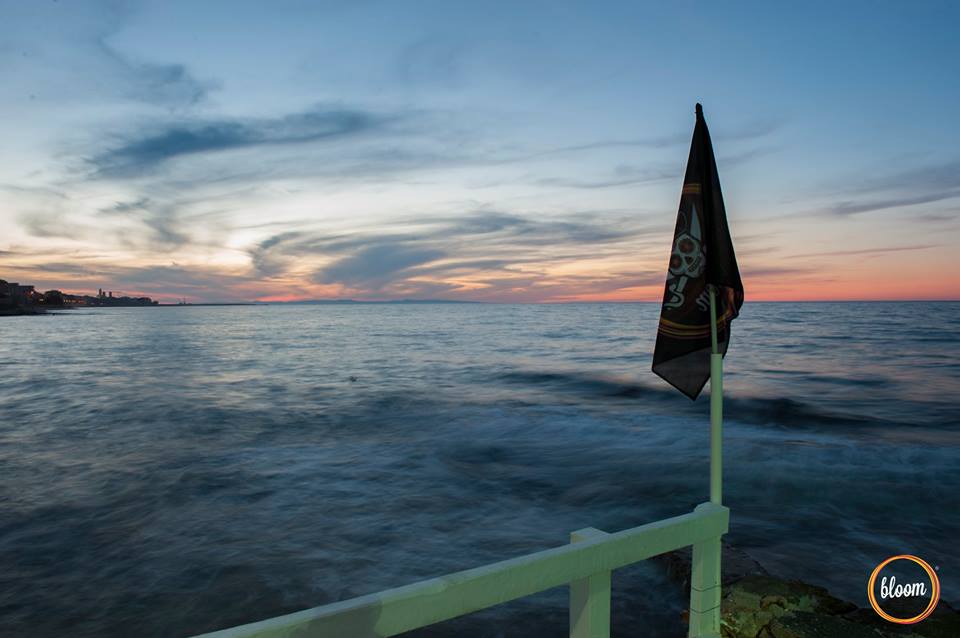 2013 年完成的 Bloom 海滩酒吧 | 木质结构与海洋风情的完美融合-20