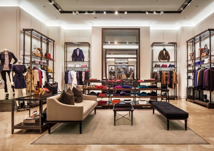 英国奢侈品牌Burberry 上海旗舰店-11