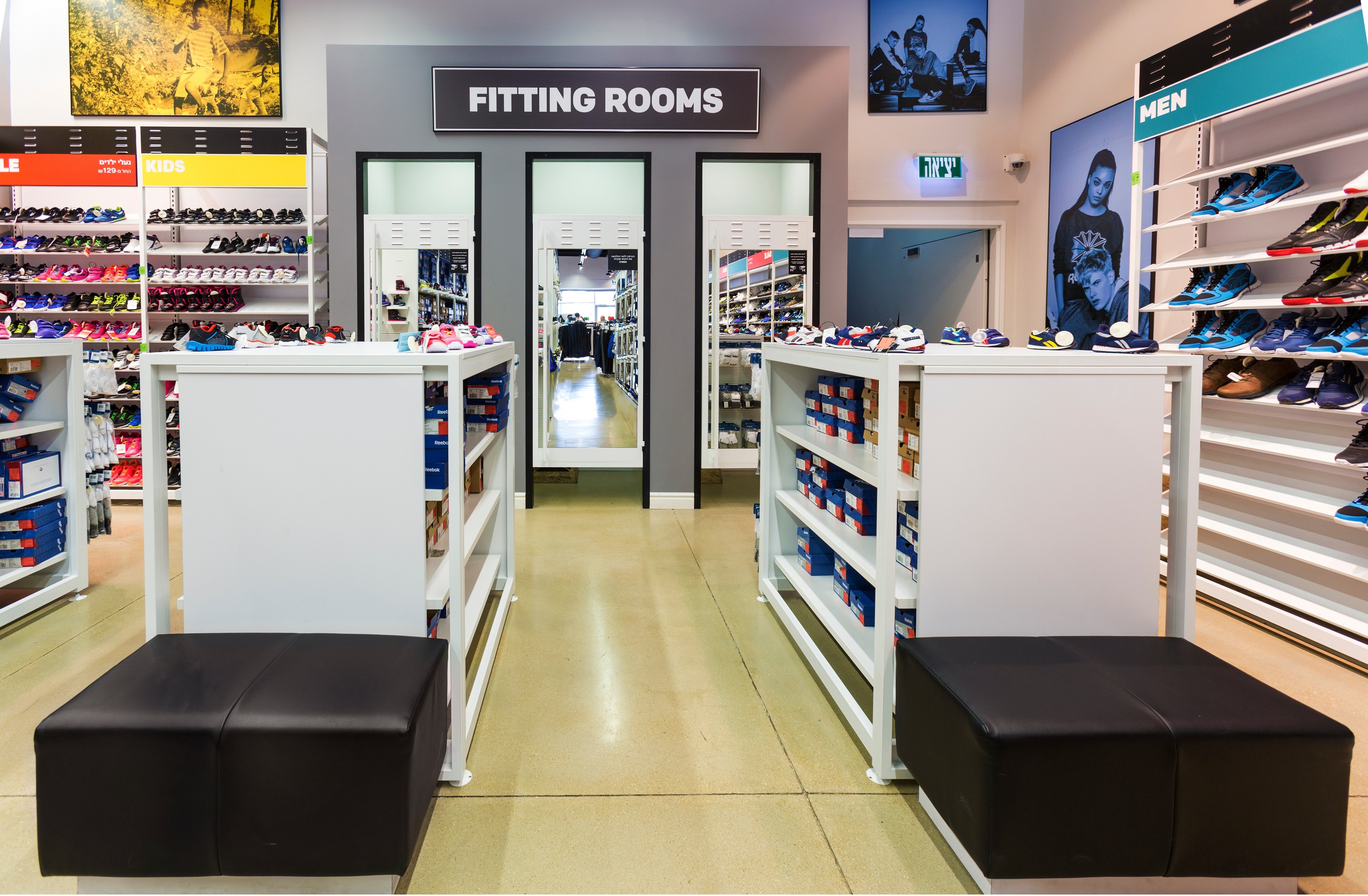 2014 年完成的 REEBOK 以色列购物中心室内设计案例-8