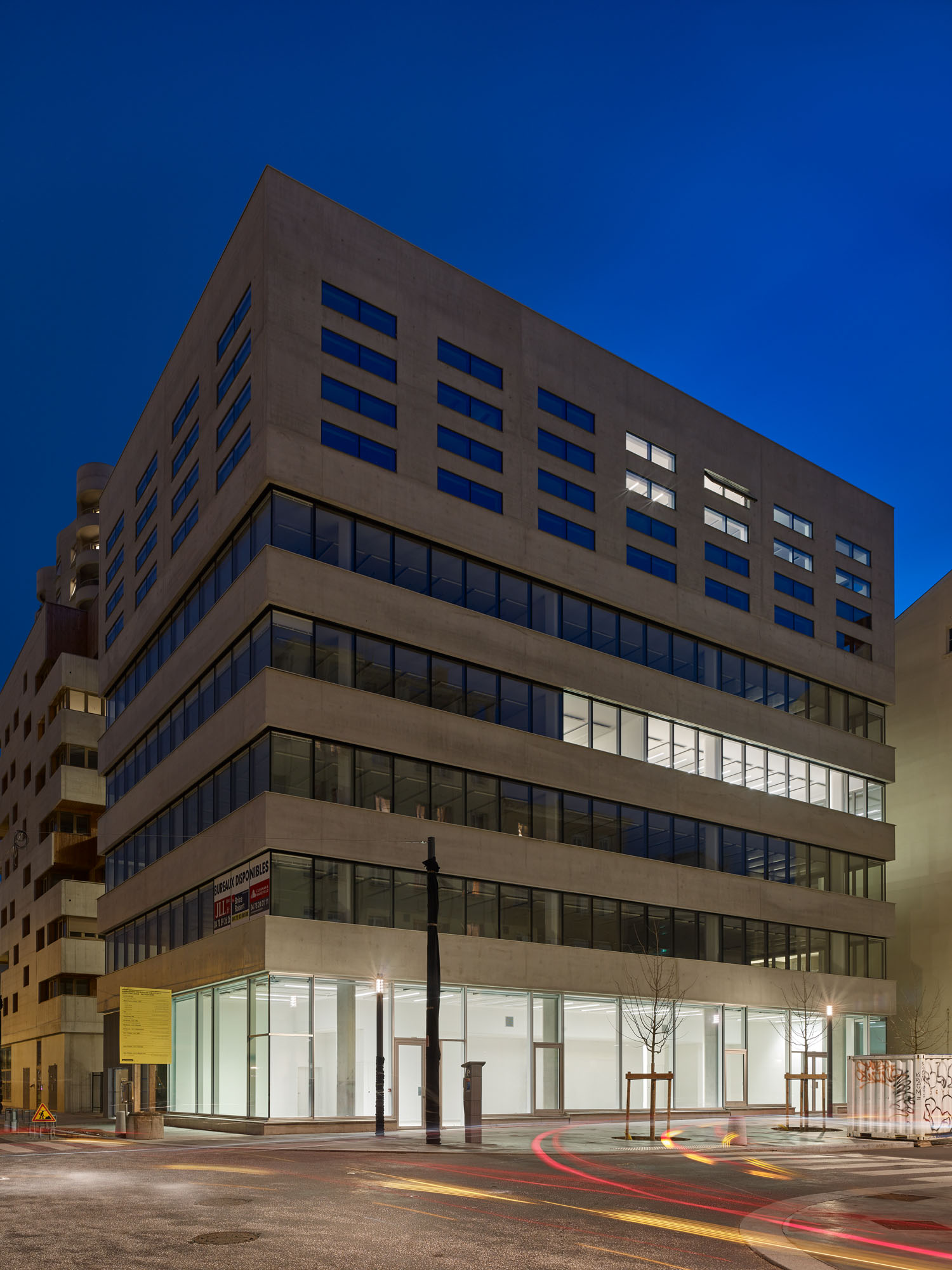 平方米的住房、办公室、商业和服务-4