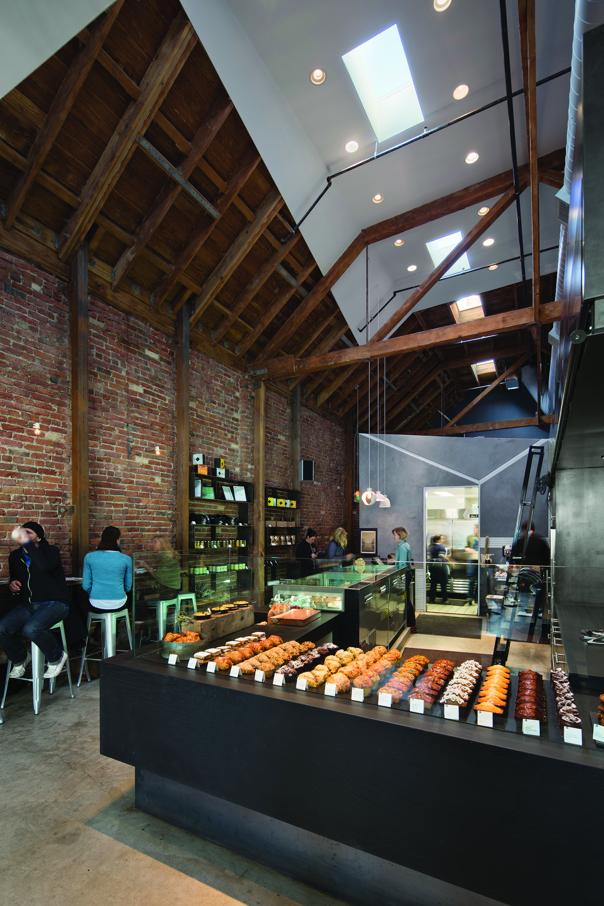 旧金山工匠与狼烘焙咖啡厅-0