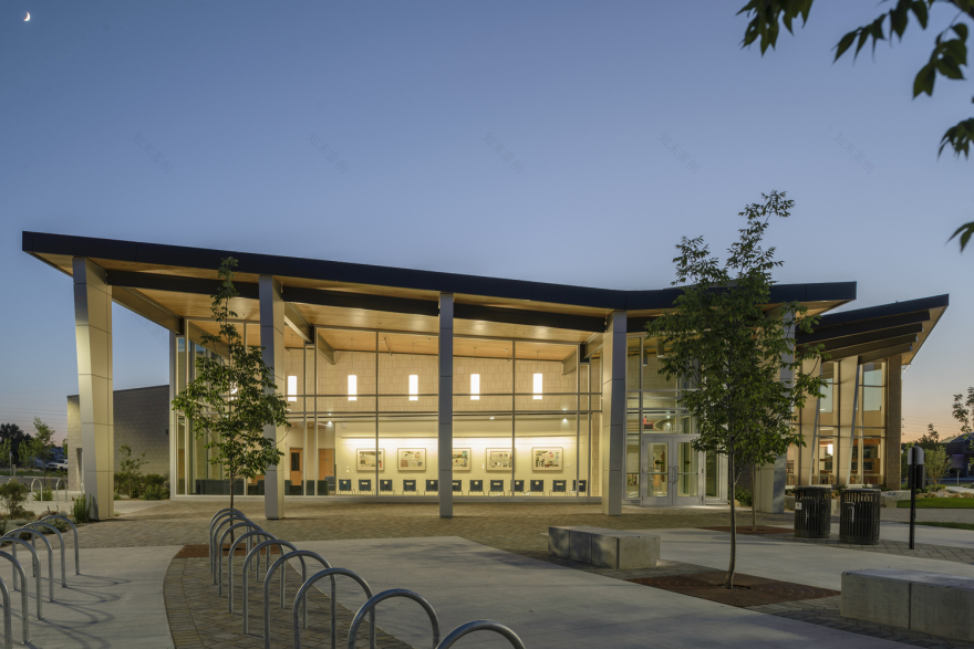 鲍恩十字路口的图书馆!-36