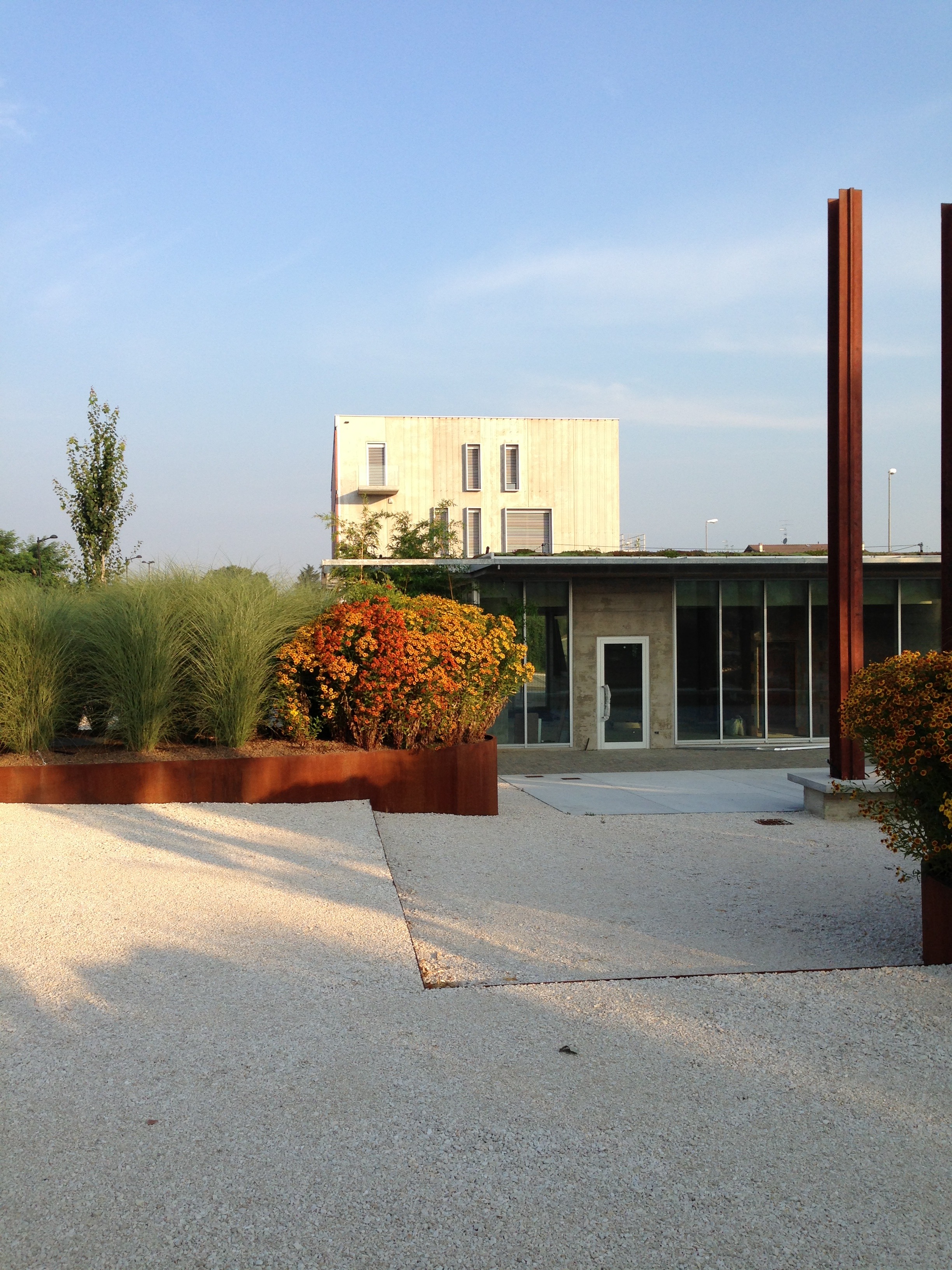 2015 年完成的 Palapa 项目，将工业遗址改造为时尚咖啡馆-31