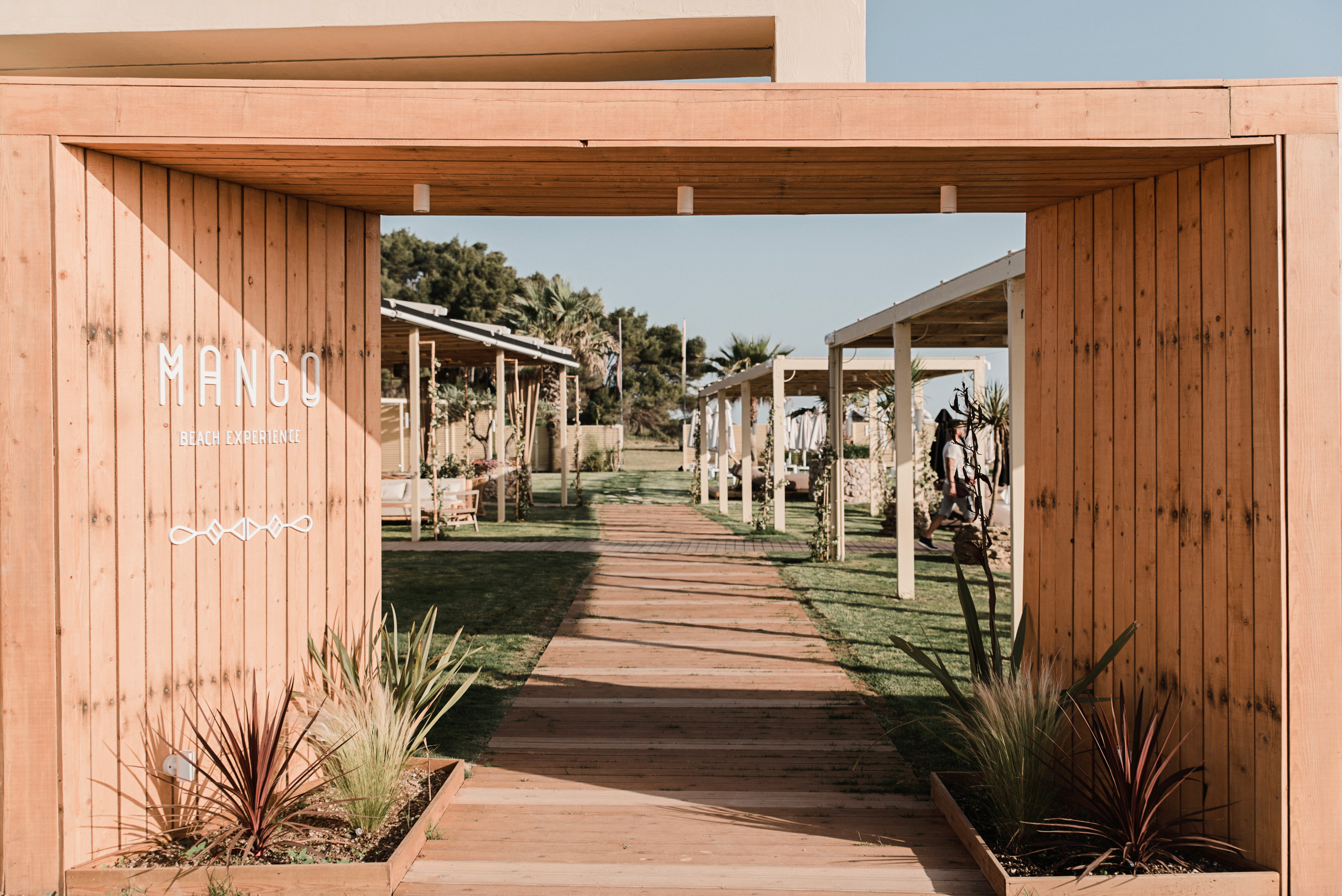 芒果海滩酒吧-0