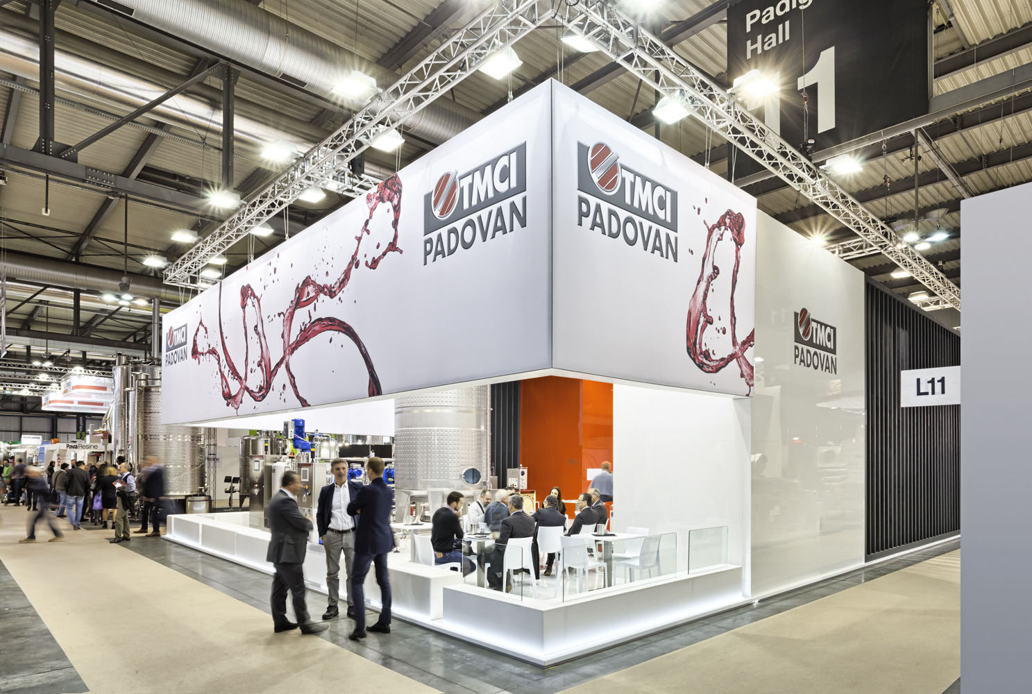 TMCI Padovan 展台设计-3