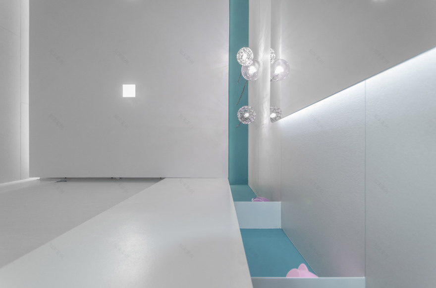 隐藏式钢板衣柜设计 突显空间简约美感-10